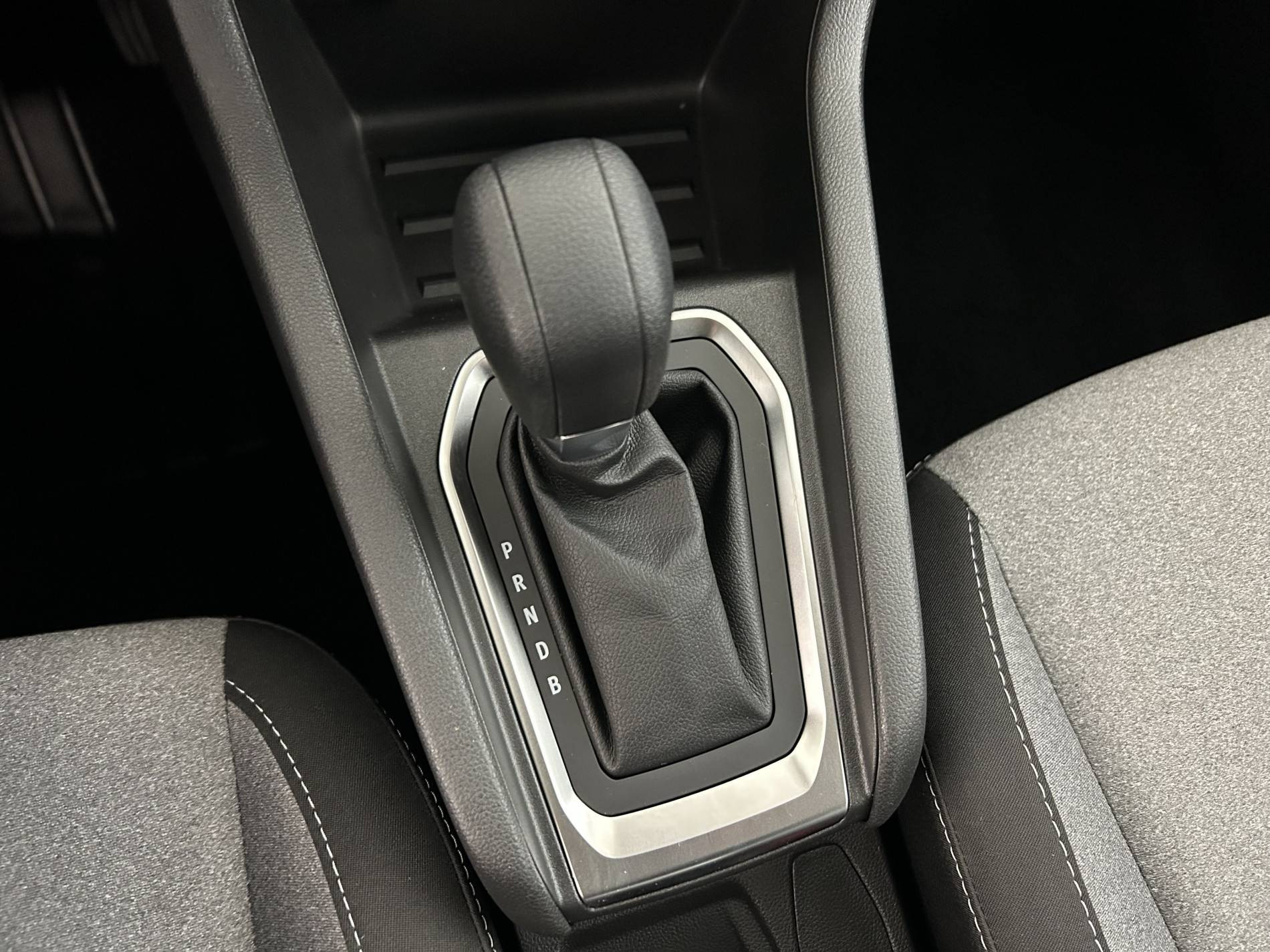 Vente en ligne Renault Clio 5 Clio E-Tech full hybrid 145 ch GSR2 au prix de 19 990 €