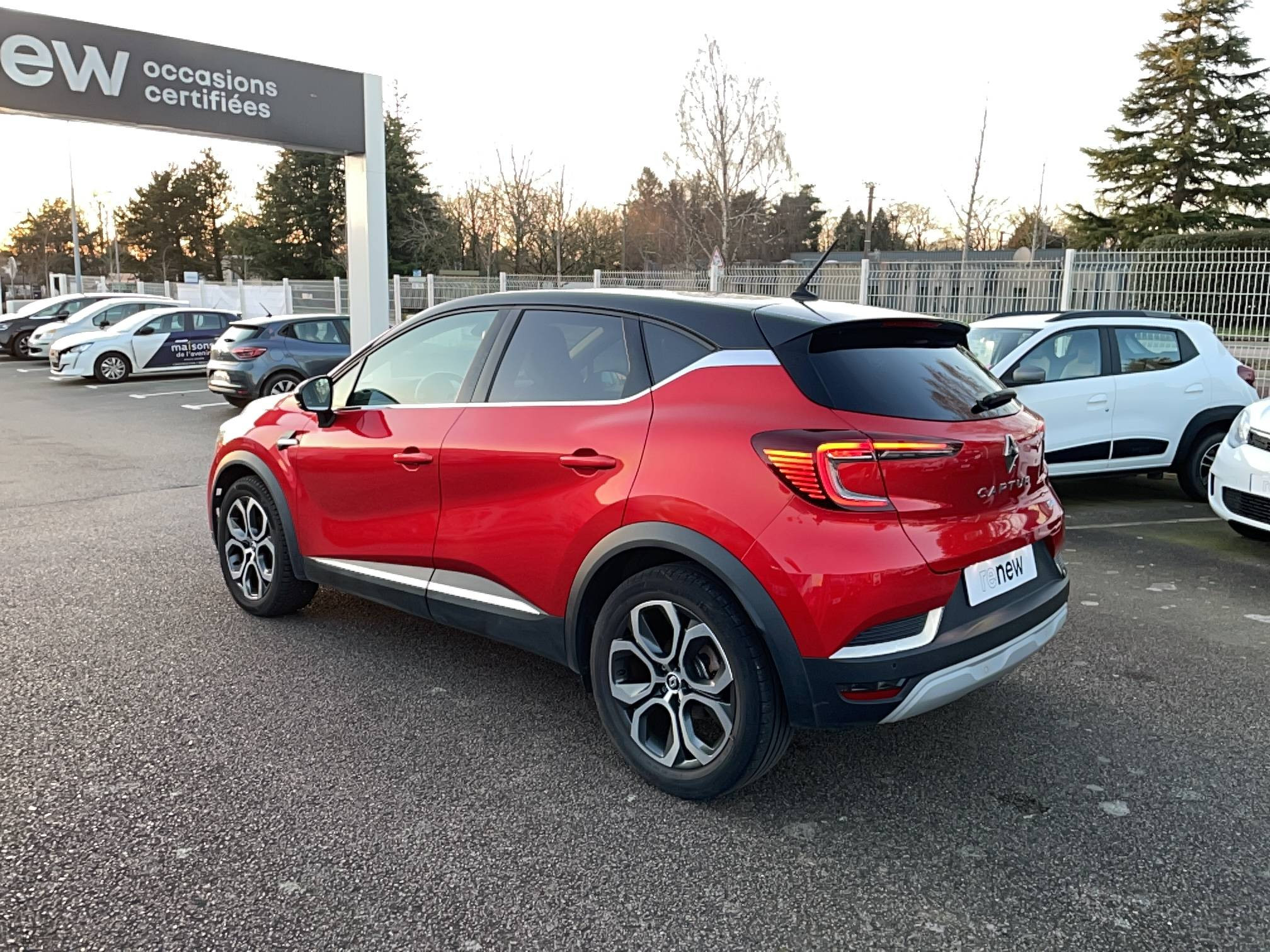 Vente en ligne Renault Captur  E-Tech 145 - 21 au prix de 18 490 €