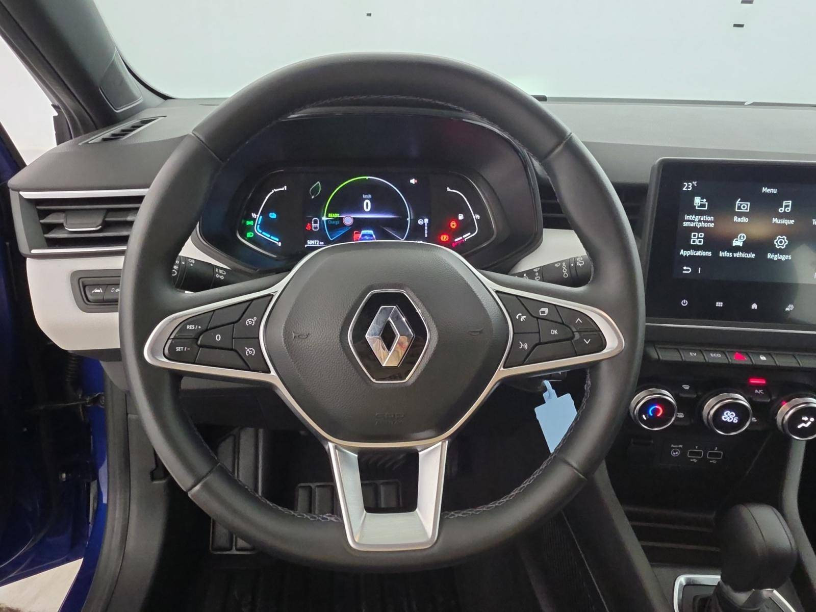 Vente en ligne Renault Clio 5 Clio E-Tech 140 - 21N au prix de 15 490 €