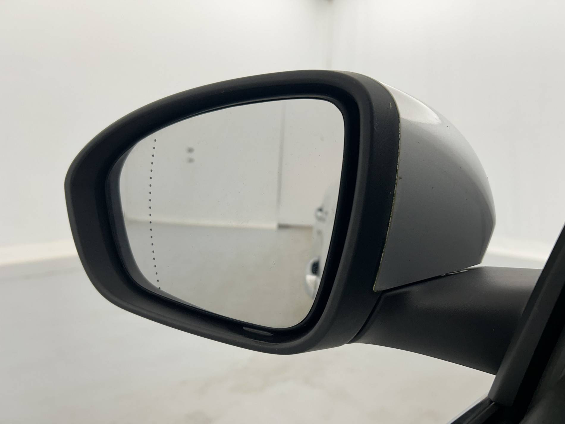 Vente en ligne Renault Megane 4 Mégane IV Berline Blue dCi 115 EDC au prix de 16 390 €