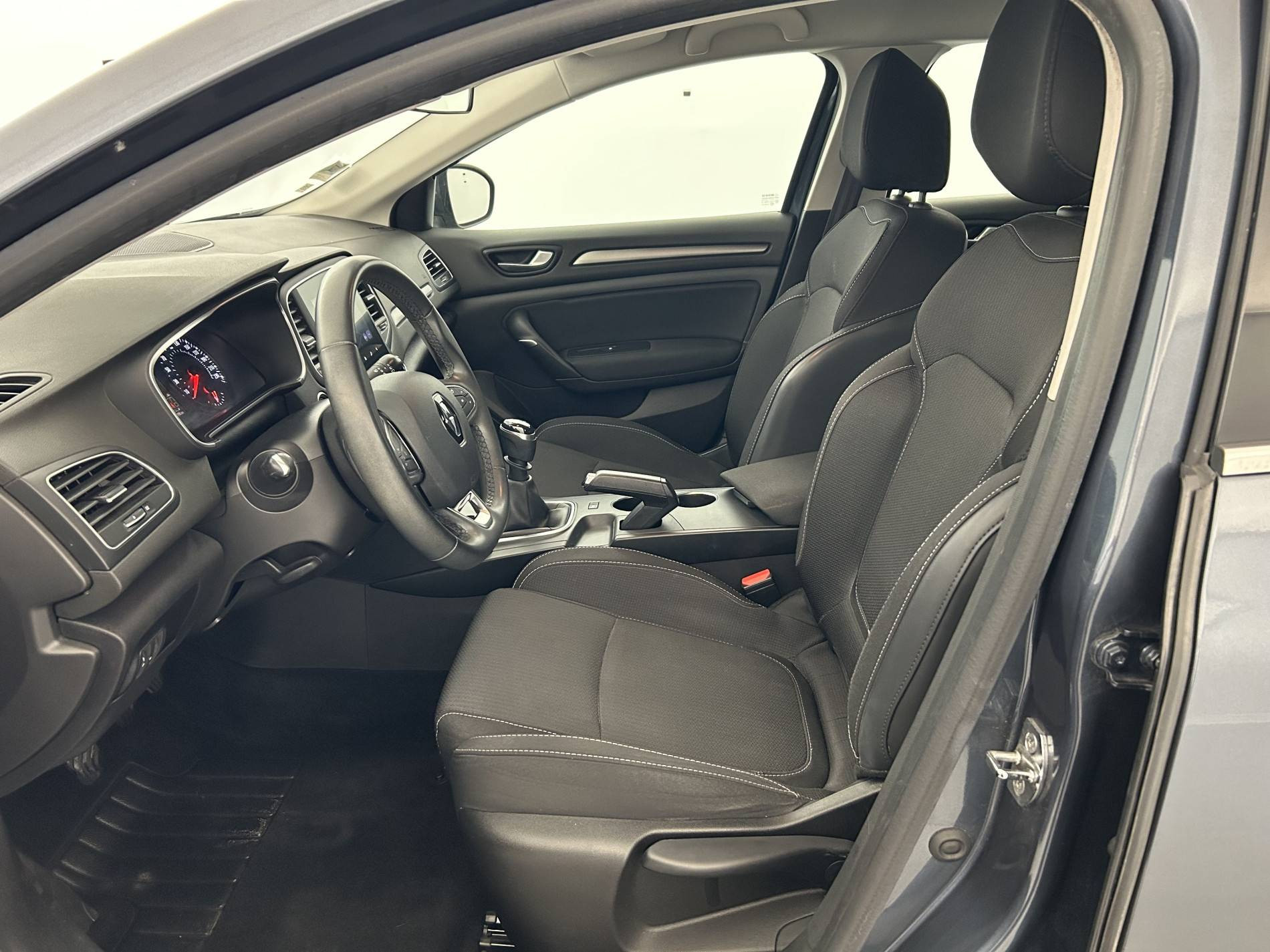 Vente en ligne Renault Megane 4 Estate Mégane IV Estate Blue dCi 115 - 21N au prix de 12 890 €