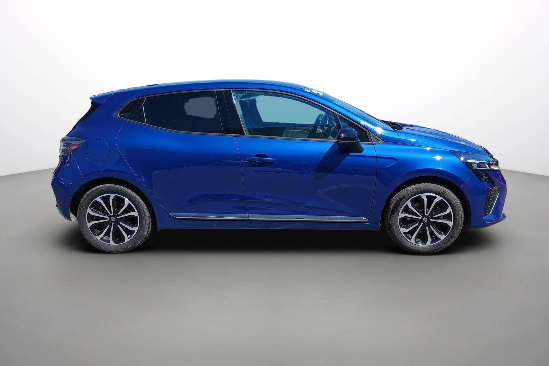 Vente en ligne Renault Clio 5 Clio E-Tech full hybrid 145 ch GSR2 au prix de 19 490 €