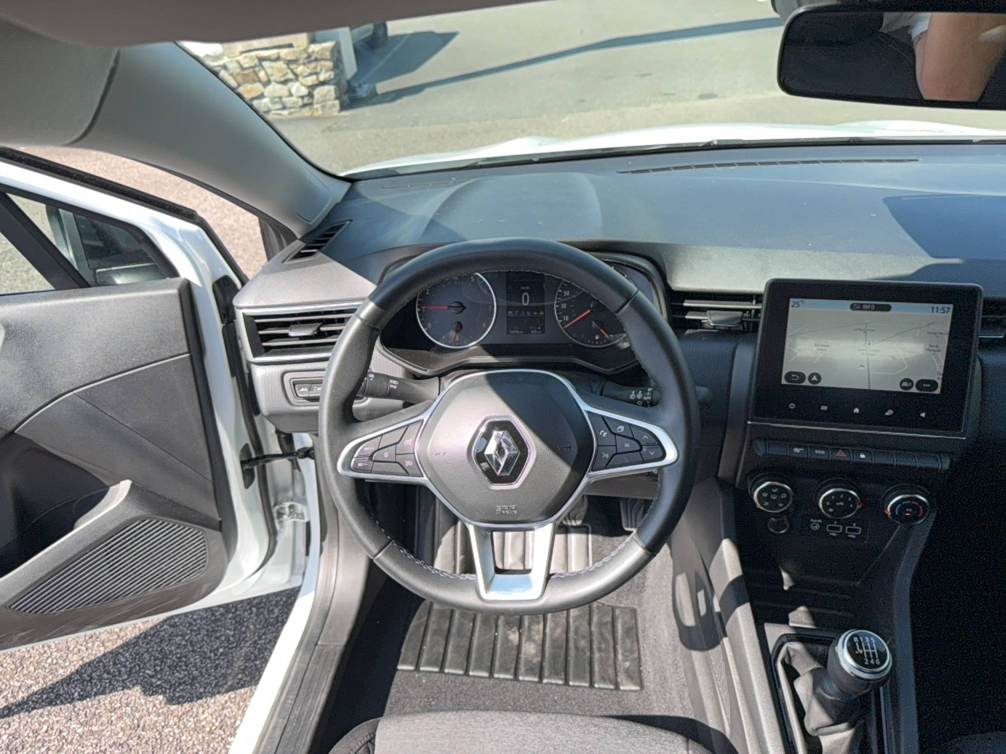 Vente en ligne Renault Clio 5 Clio TCe 90 au prix de 14 290 €