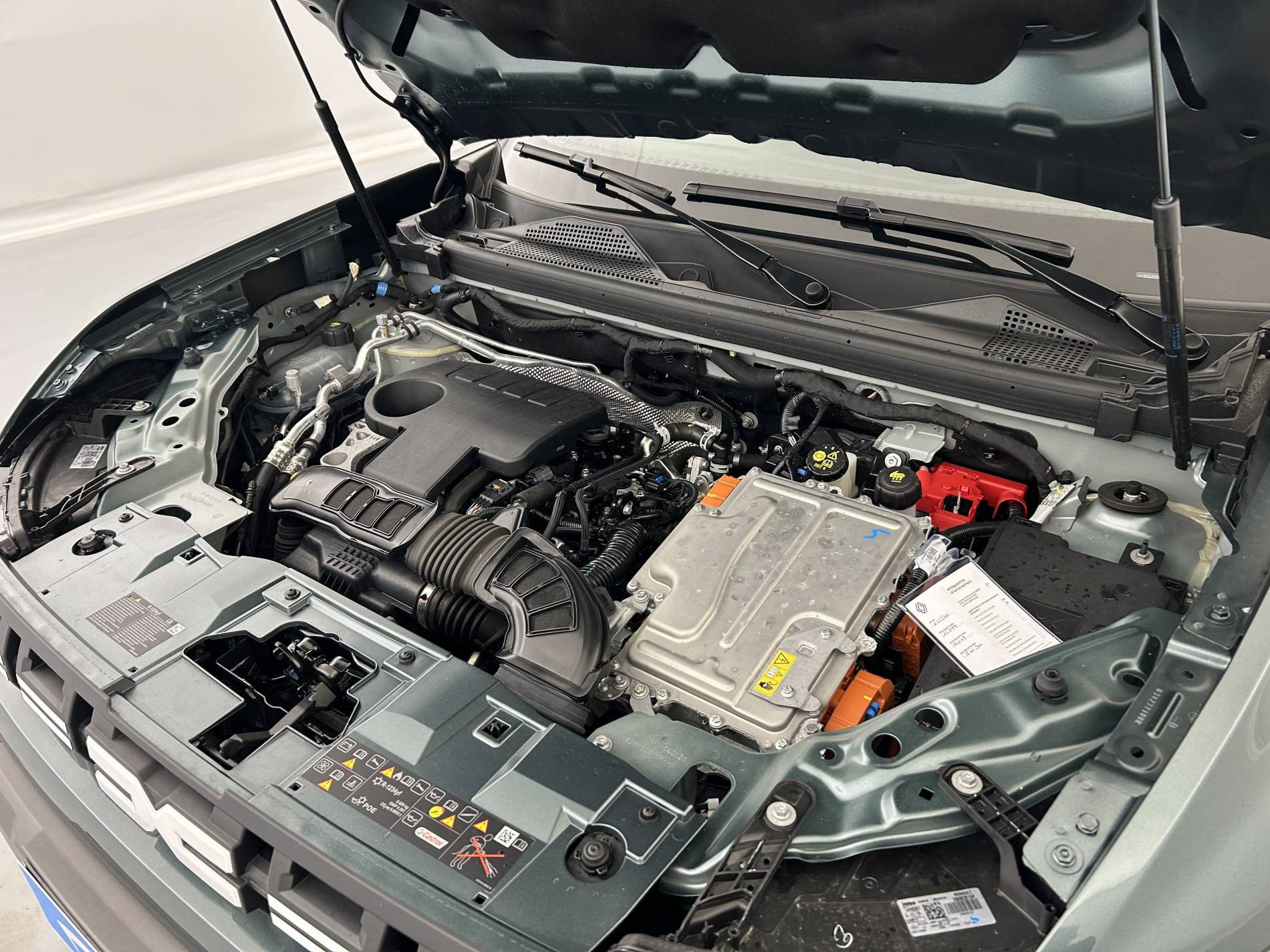 Vente en ligne Dacia Duster  Hybrid 140 au prix de 26 290 €