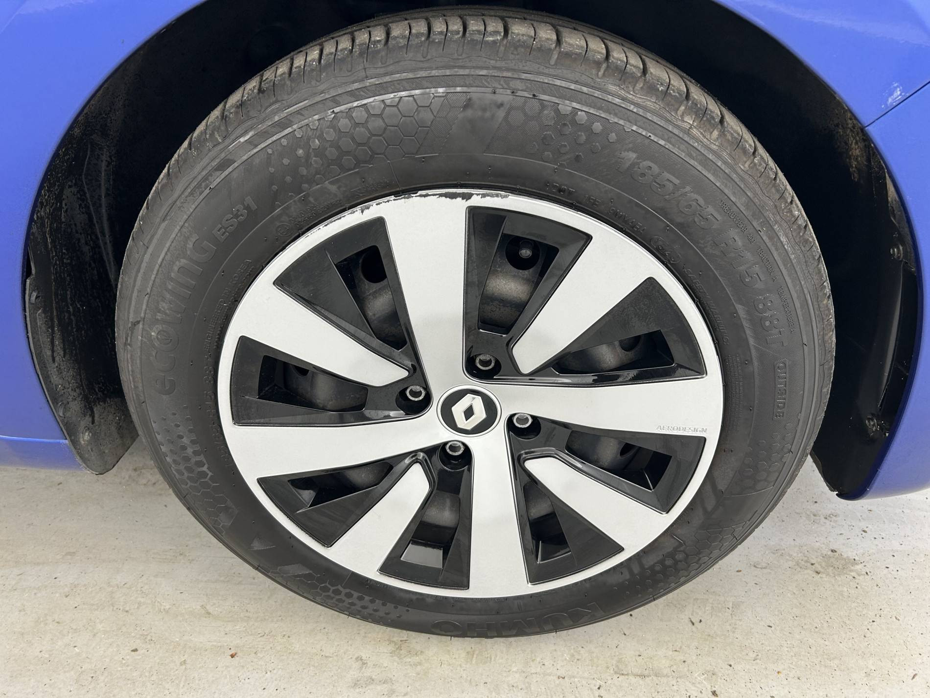 Vente en ligne Renault Clio 5 Clio TCe 90 au prix de 14 790 €