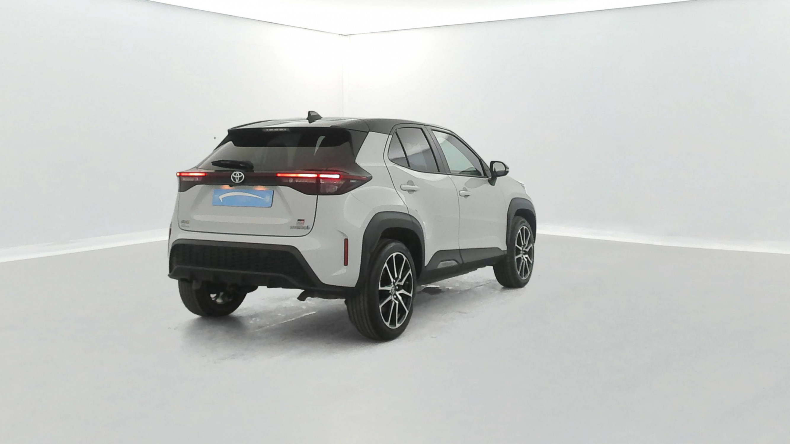 Vente en ligne Toyota Yaris Cross  116h 2WD au prix de 23 490 €