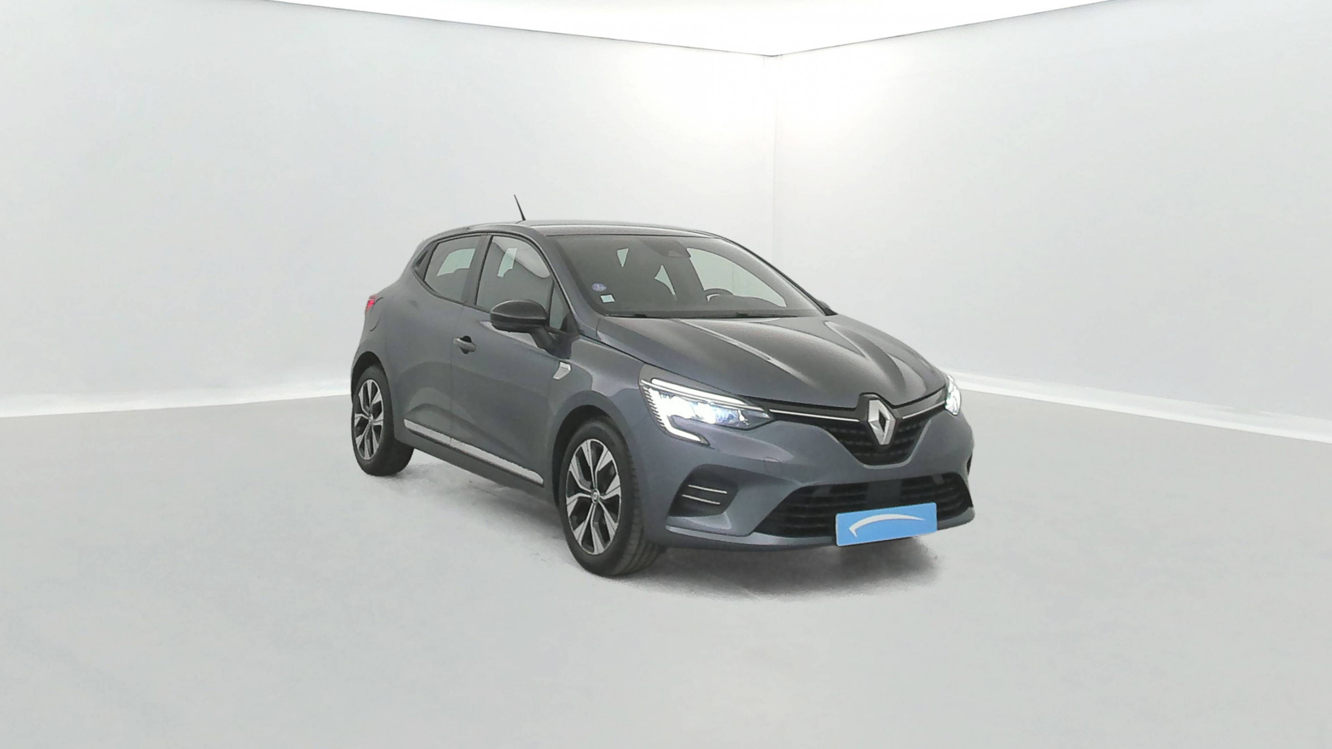 Vente en ligne Renault Clio 5 Clio TCe 90 - 21N au prix de 13 690 €