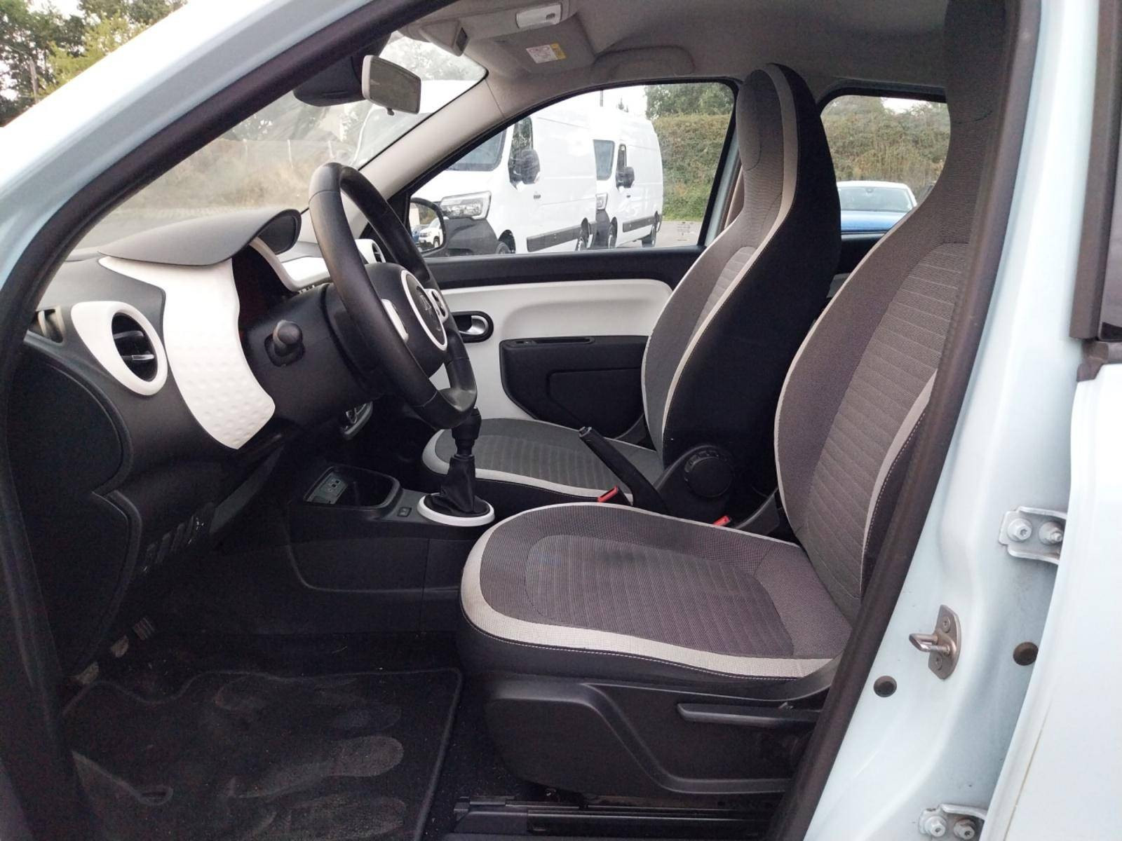 Vente en ligne Renault Twingo 3  SCe 65 au prix de 11 490 €