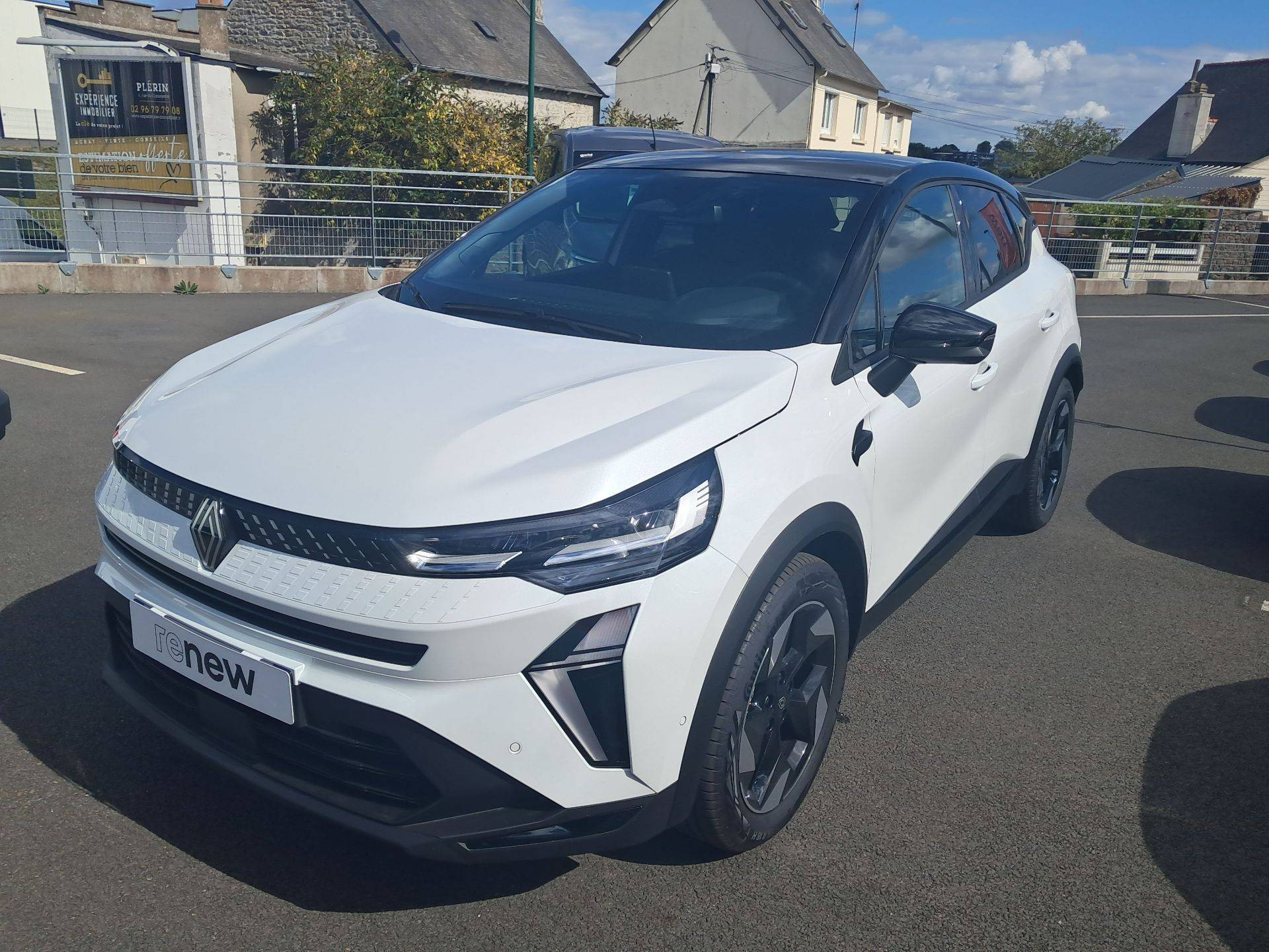 Renault Captur  E-Tech full hybrid 160 ch occasion de 2026 en vente à Saint-Brieuc