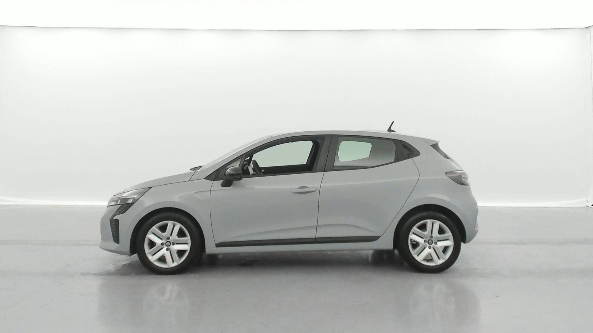 Vente en ligne Renault Clio 5 Clio TCe 90 au prix de 15 290 €