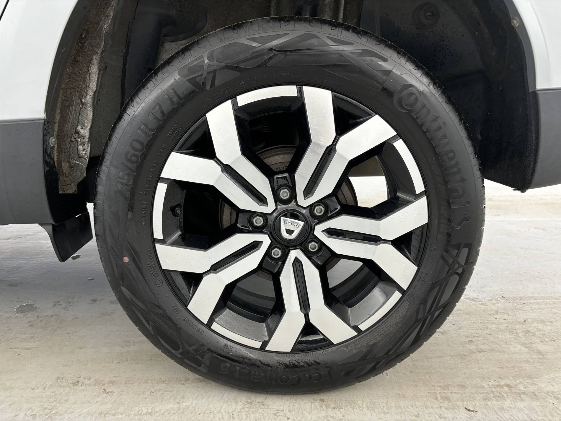 Vente en ligne Dacia Duster  TCe 130 FAP 4x2 au prix de 18 900 €