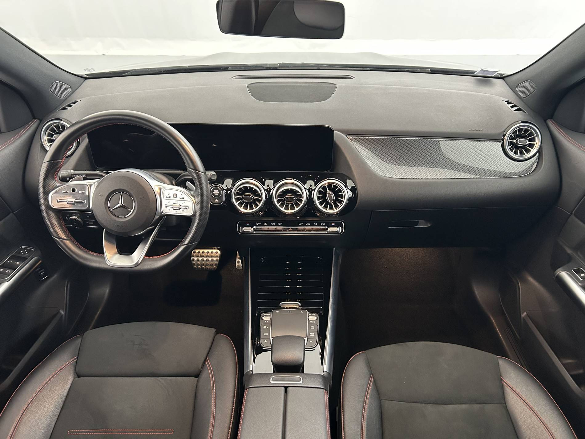 Vente en ligne Mercedes GLA  200 7G-DCT au prix de 31 890 €