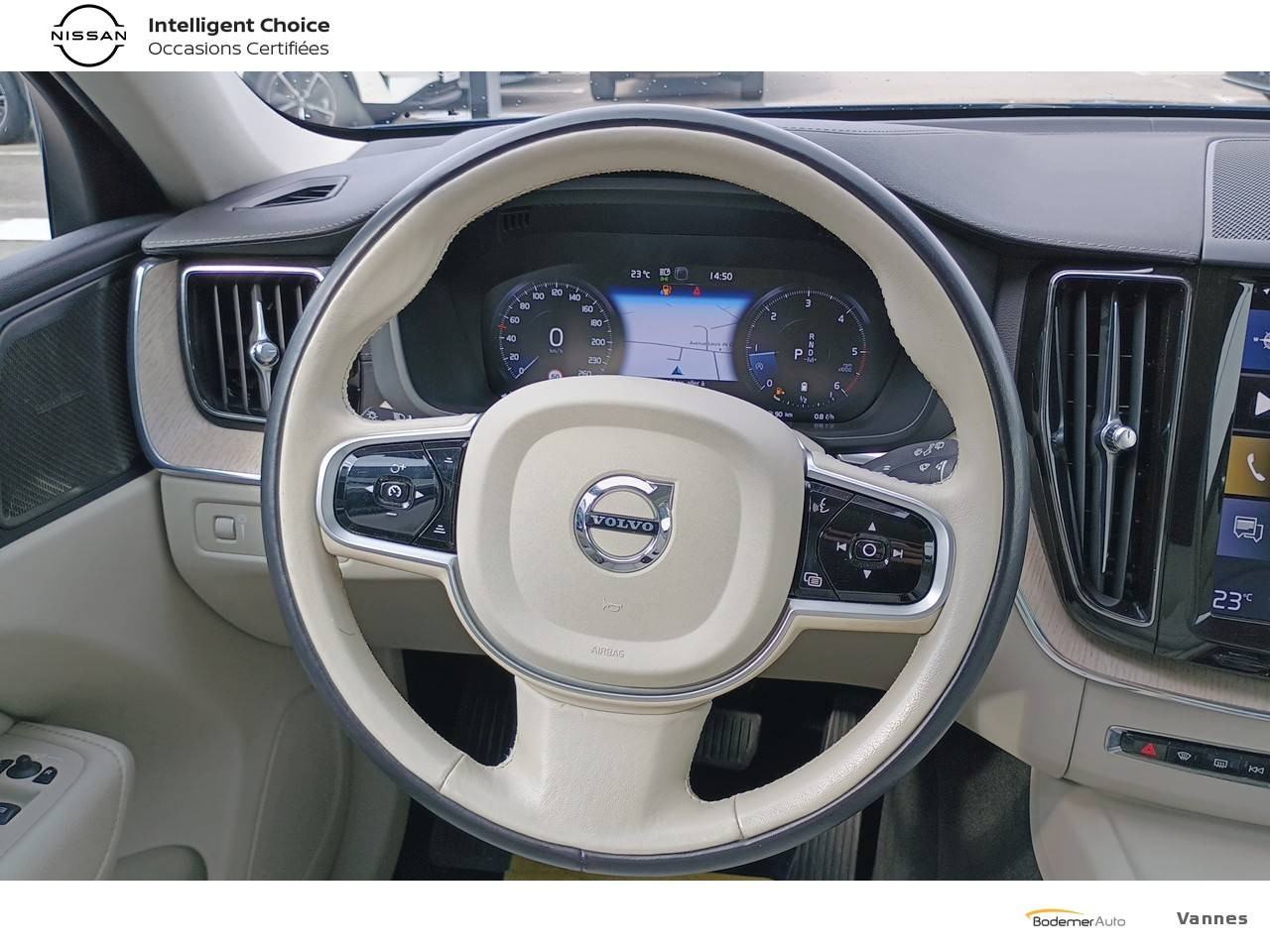 Vente en ligne Volvo XC60  B5 AWD 235 ch Geartronic 8 au prix de 29 990 €