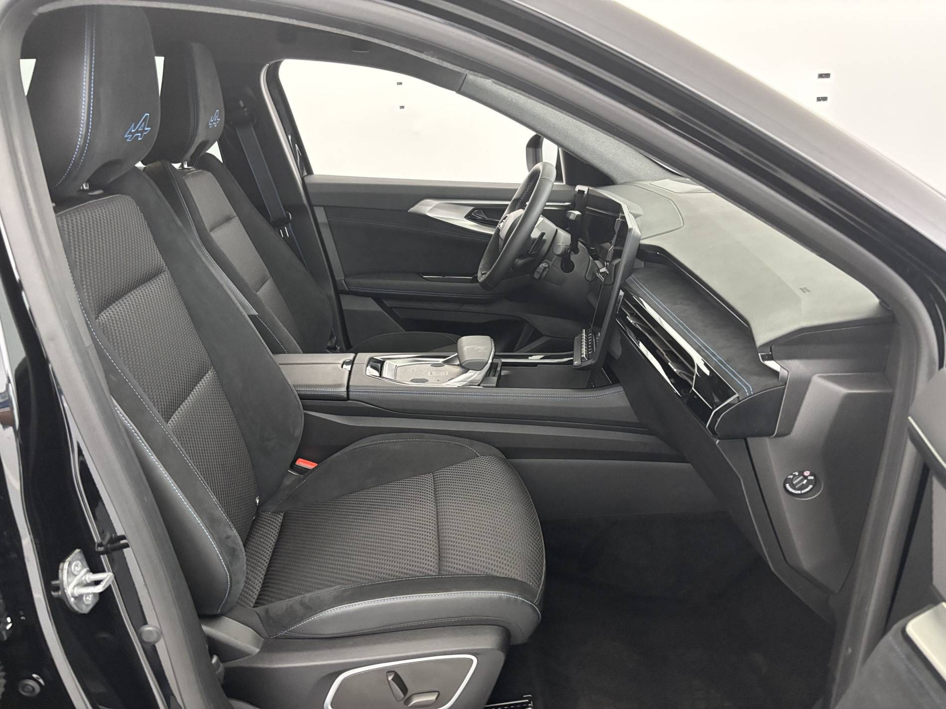Vente en ligne Renault Espace Espace E-Tech full hybrid 200 GSR2 au prix de 36 791 €