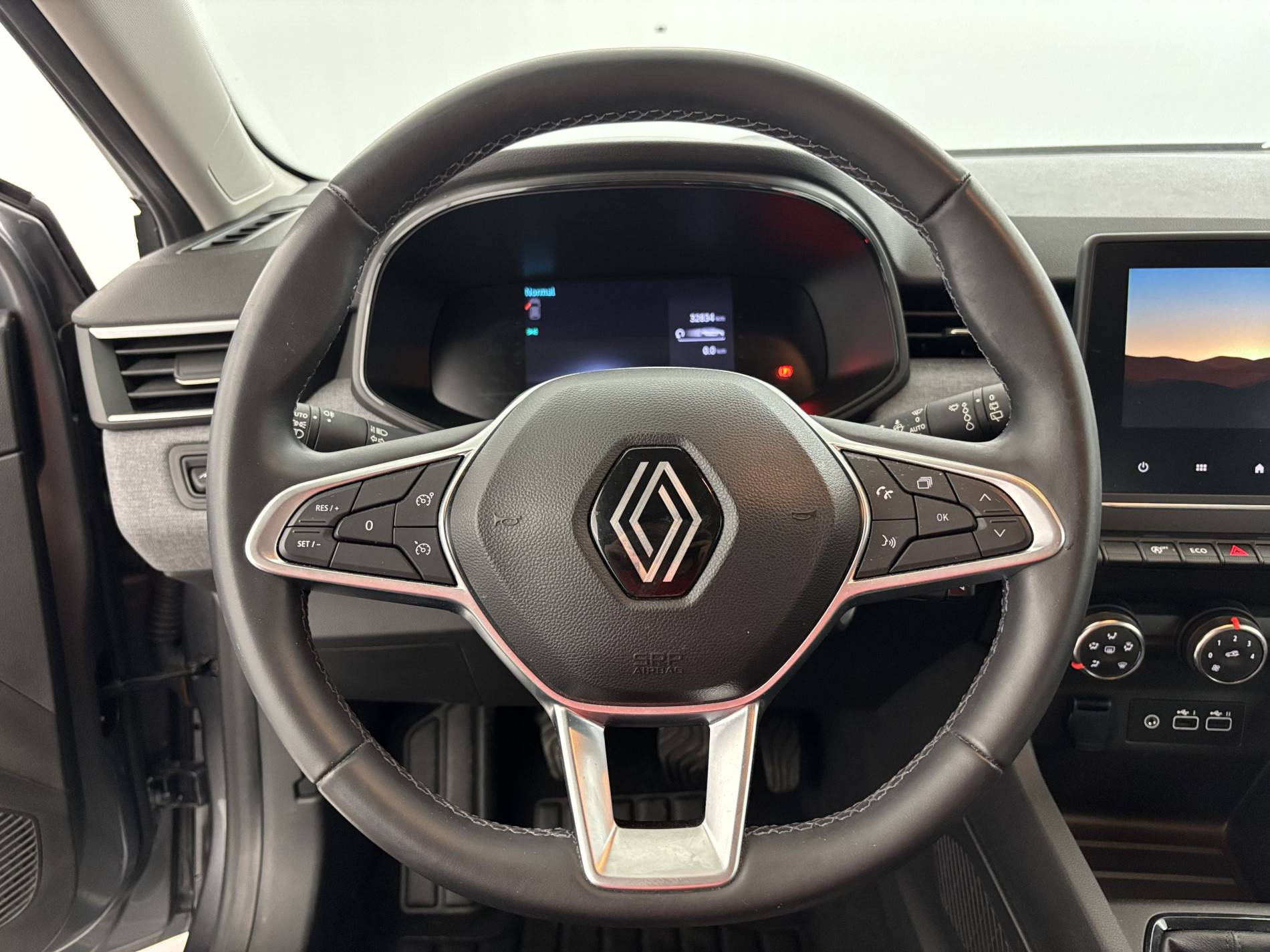 Vente en ligne Renault Clio 5 Clio TCe 90 au prix de 14 490 €