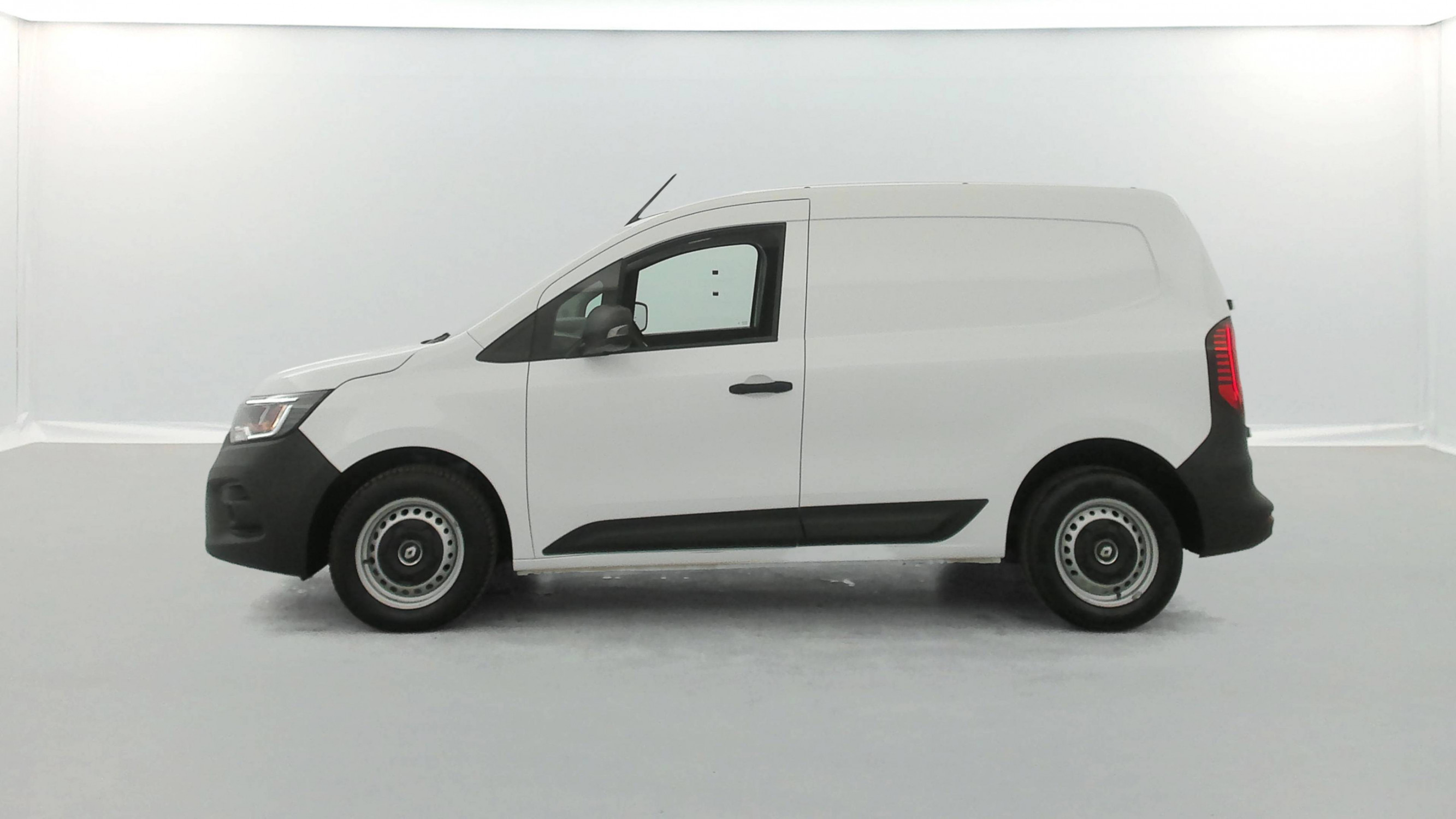 Vente en ligne Renault Kangoo Van  BLUE DCI 95 au prix de 17 490 €