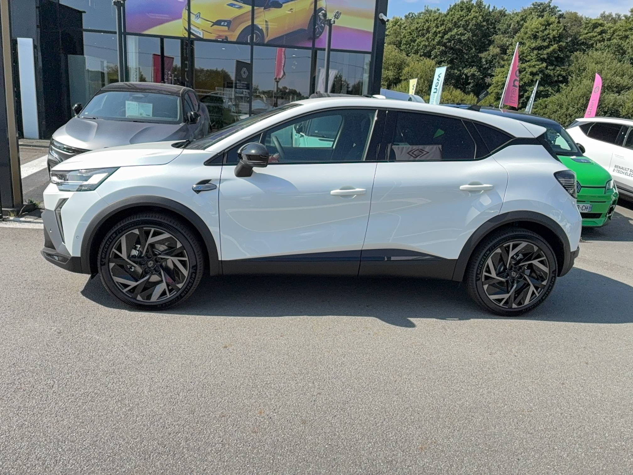 Vente en ligne Renault Captur  E-Tech full hybrid 160 ch au prix de 35 200 €