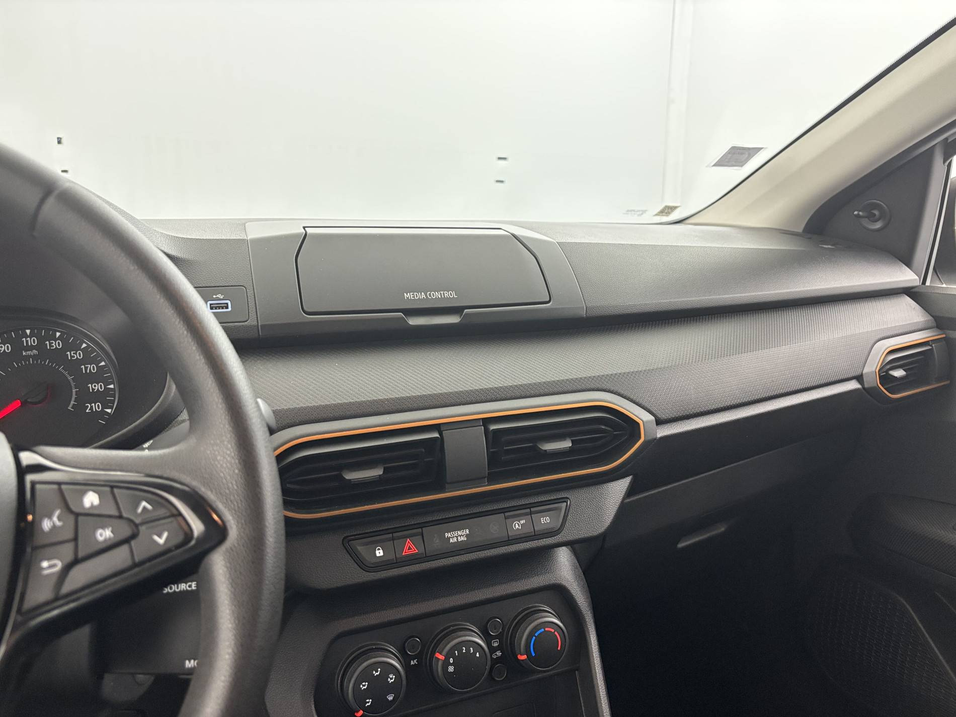 Vente en ligne Dacia Sandero  ECO-G 100 au prix de 11 990 €