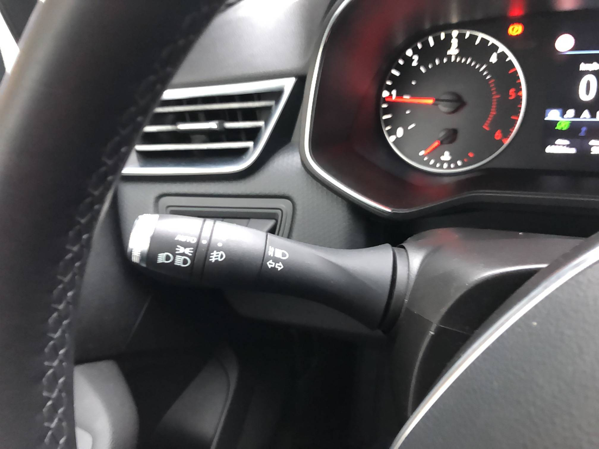 Vente en ligne Renault Clio 5 Clio Blue dCi 85 au prix de 12 990 €