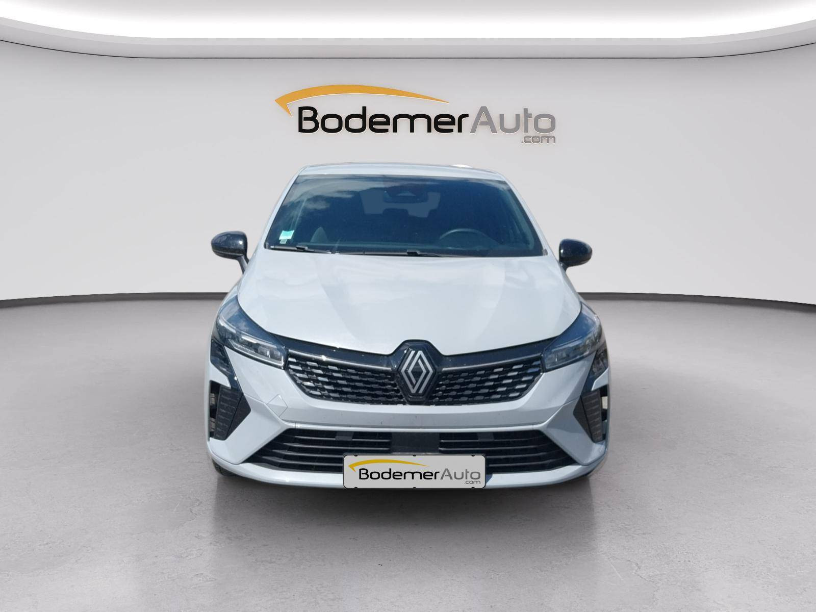 Vente en ligne Renault Clio 5 Clio E-Tech full hybrid 145 au prix de 18 390 €