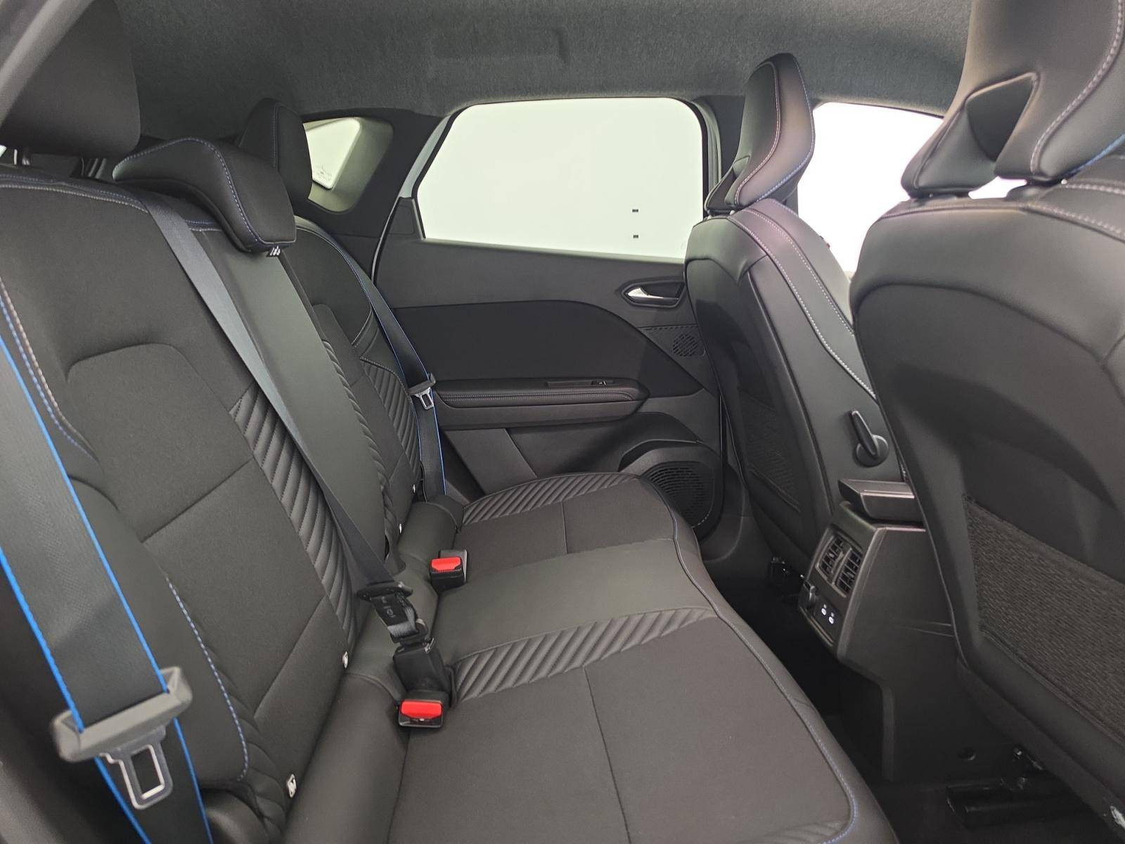 Vente en ligne Renault Captur  E-Tech full hybrid 145 ch au prix de 25 990 €