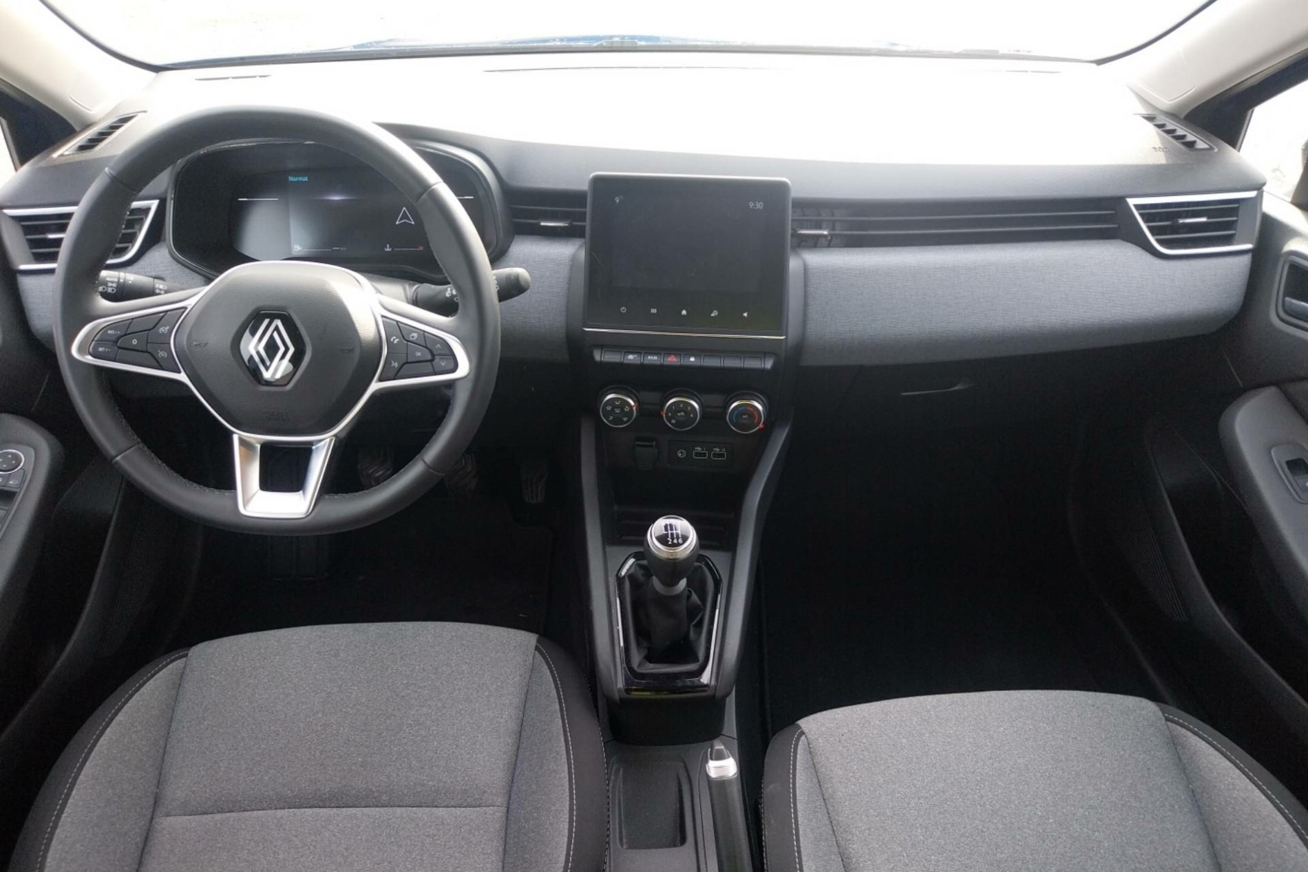 Vente en ligne Renault Clio 5 Clio TCe 90 au prix de 15 290 €