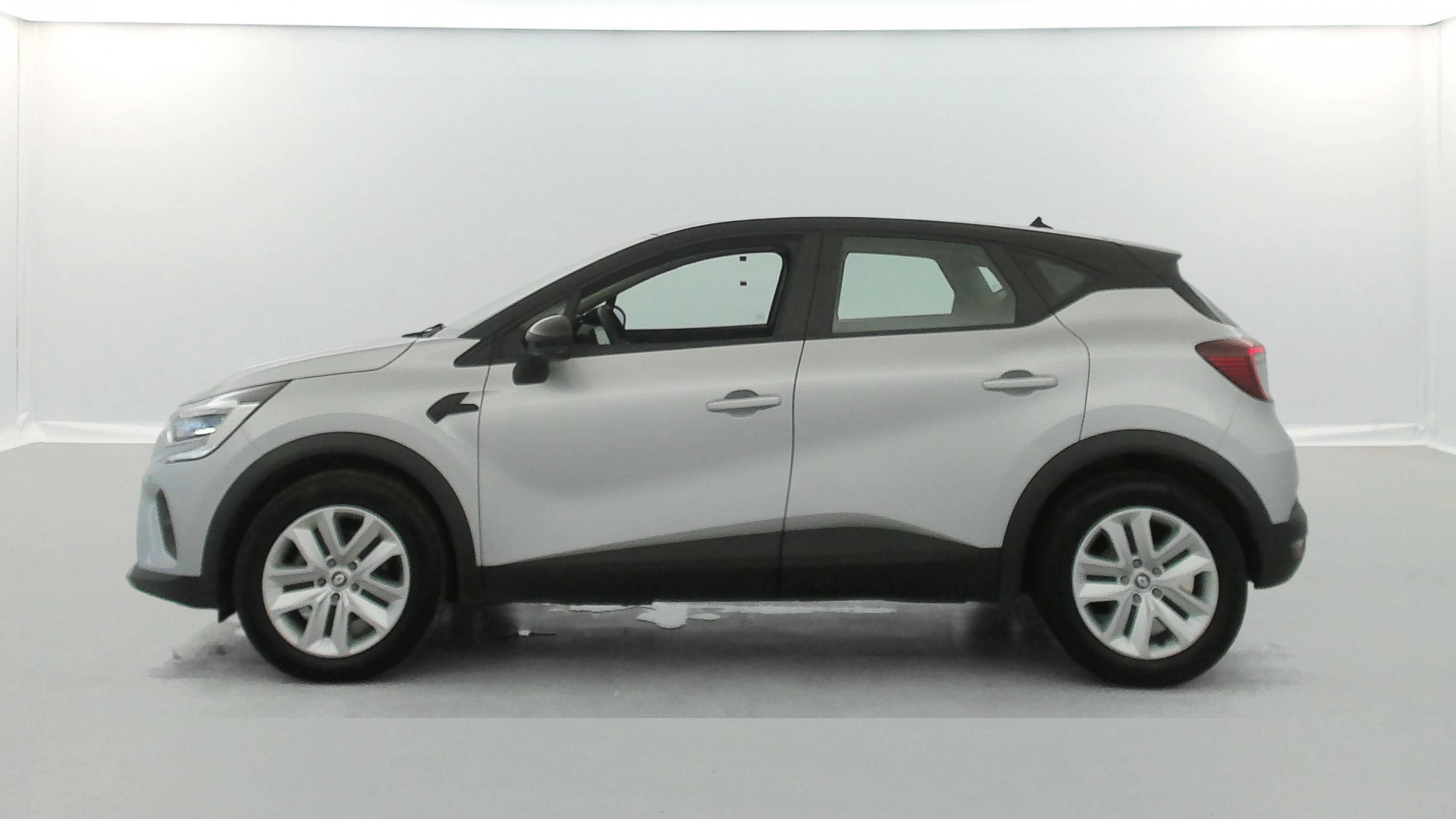 Vente en ligne Renault Captur  E-Tech 145 - 21 au prix de 18 390 €