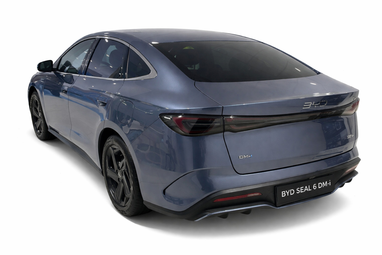 Vente en ligne Byd Seal 6 DM-i  1.5l DM-i 156 kW PHEV au prix de 35 990 €