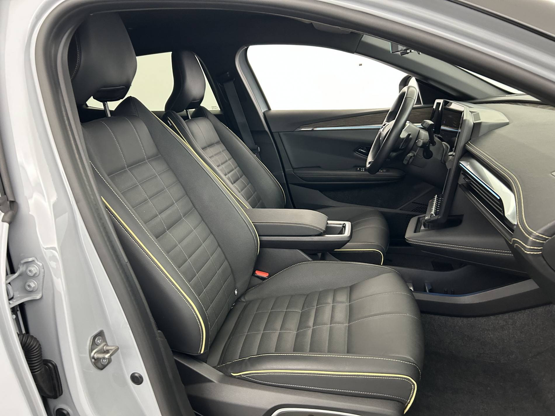 Vente en ligne Renault Megane E-Tech  EV60 220 ch optimum charge au prix de 27 990 €