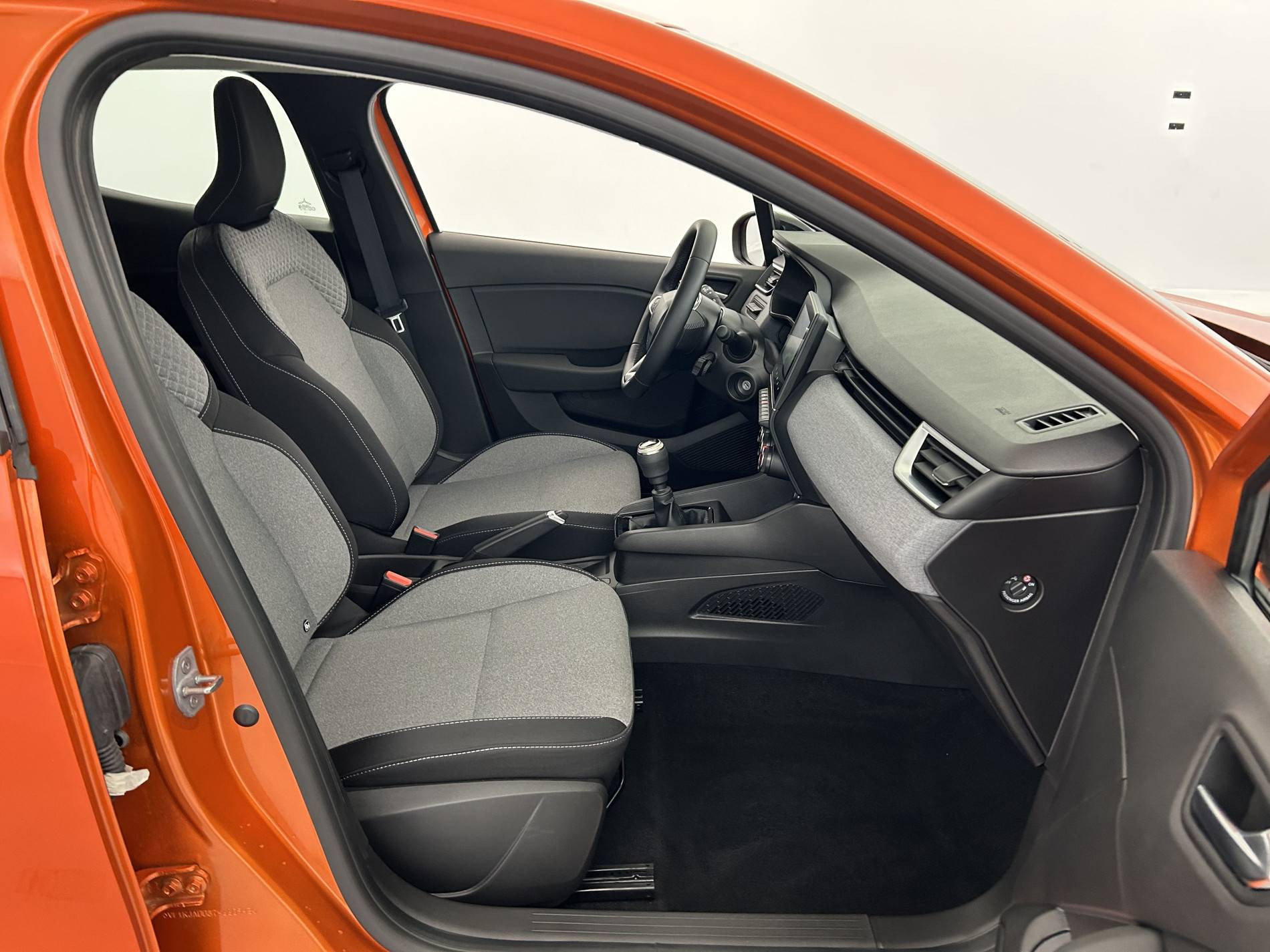 Vente en ligne Renault Clio 5 Clio Blue dCi 100 ch GSR2 au prix de 16 990 €