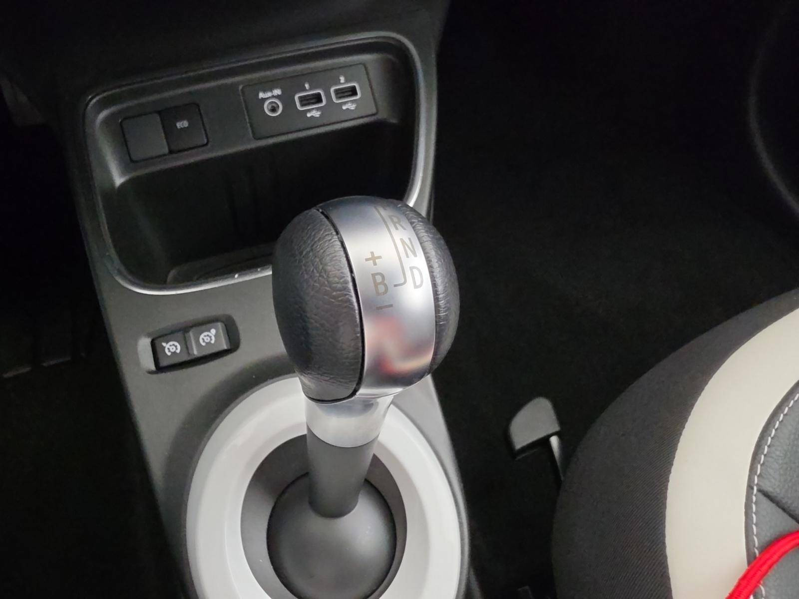 Vente en ligne Renault Twingo Electrique Twingo III E-Tech au prix de 14 490 €