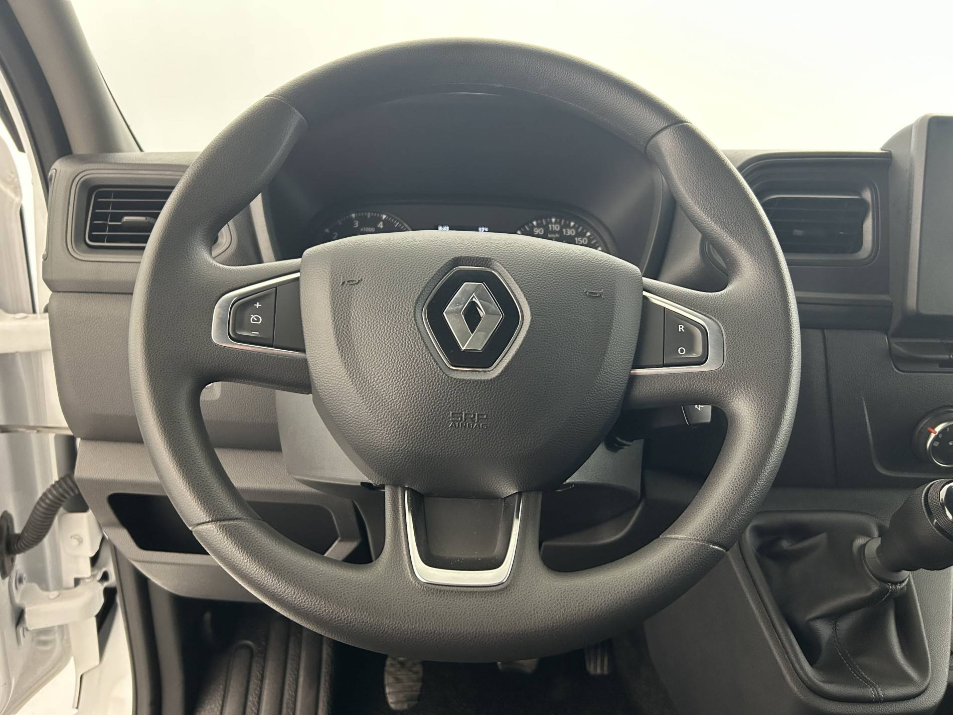 Vente en ligne Renault Master Fourgon MASTER FGN TRAC F3500 L2H2 BLUE DCI 135 au prix de 22 990 €