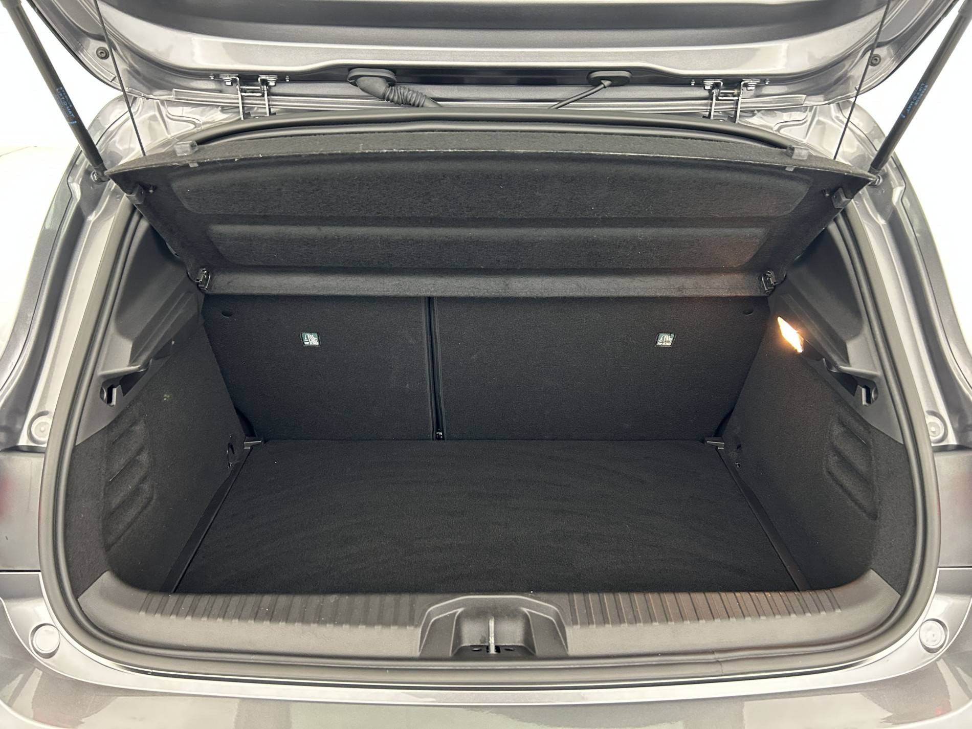 Vente en ligne Renault Clio 5 Clio TCe 90 au prix de 14 990 €