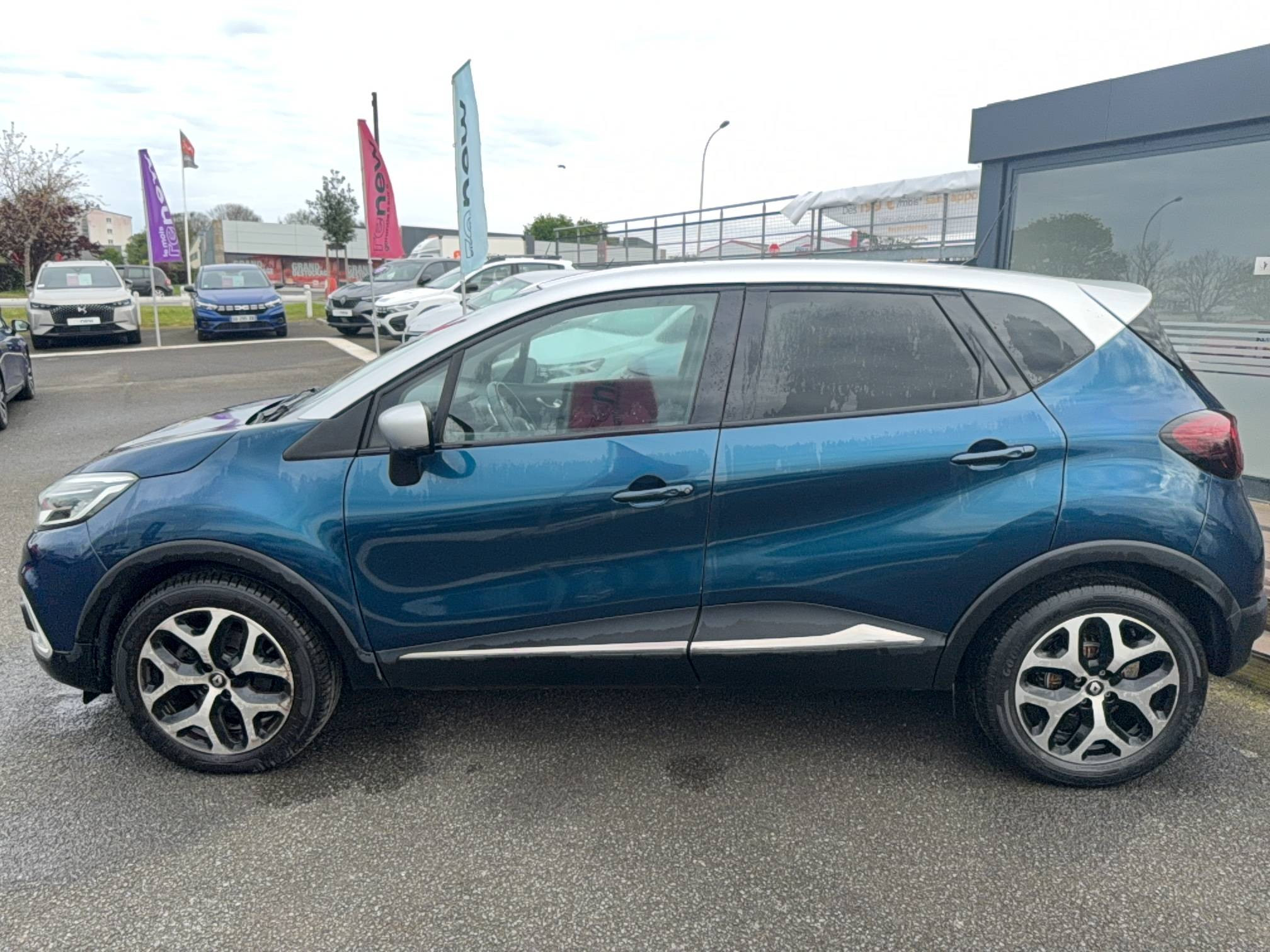 Vente en ligne Renault Captur Captur TCe 120 Energy EDC Intens au prix de 12 990 €