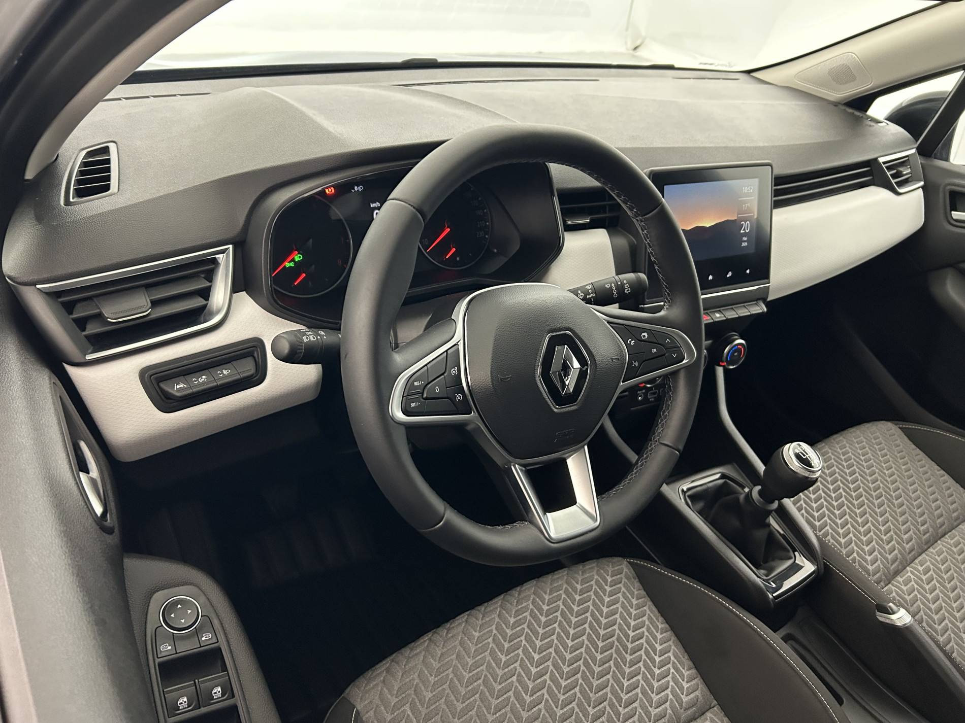 Vente en ligne Renault Clio 5 Clio TCe 90 au prix de 13 950 €