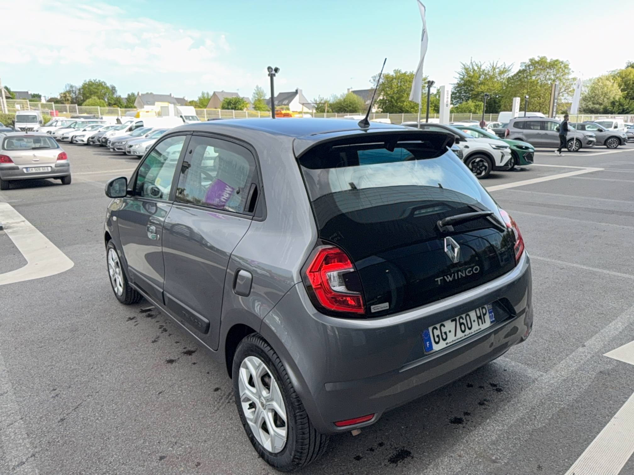 Vente en ligne Renault Twingo 3  SCe 65 - 21 au prix de 10 890 €