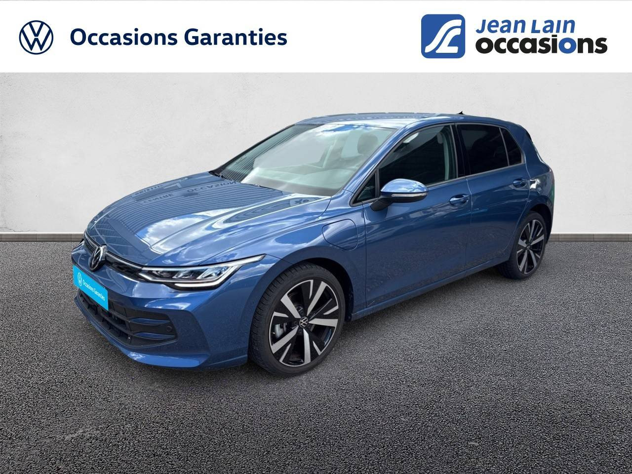 Vente en ligne VOLKSWAGEN GOLF Golf 1.5 eHybrid 204 DSG6 VW Edition de 2025 au prix de 33 990 €