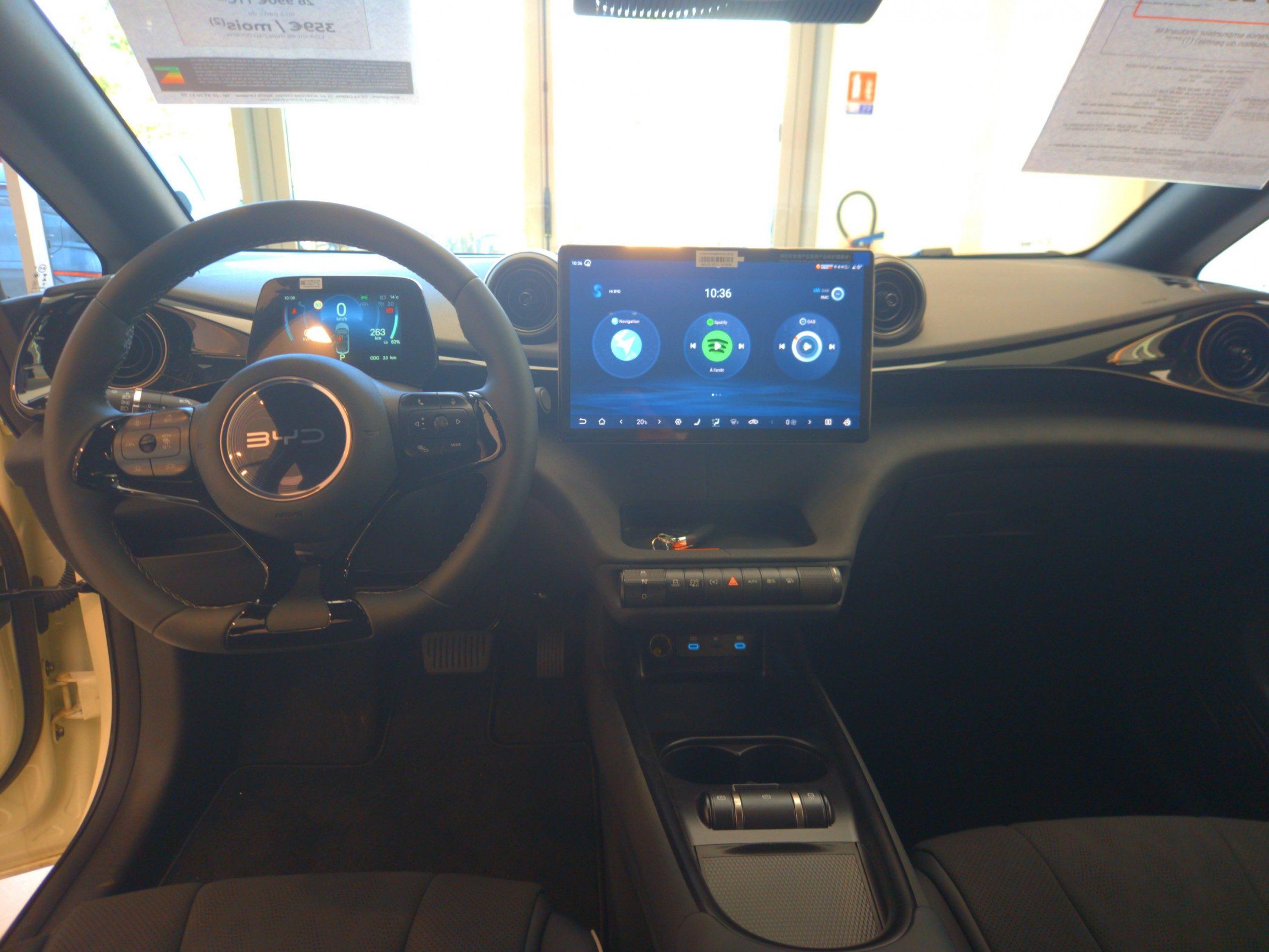 Vente en ligne Byd Dolphin  60,4 kWh 204 ch au prix de 27 990 €