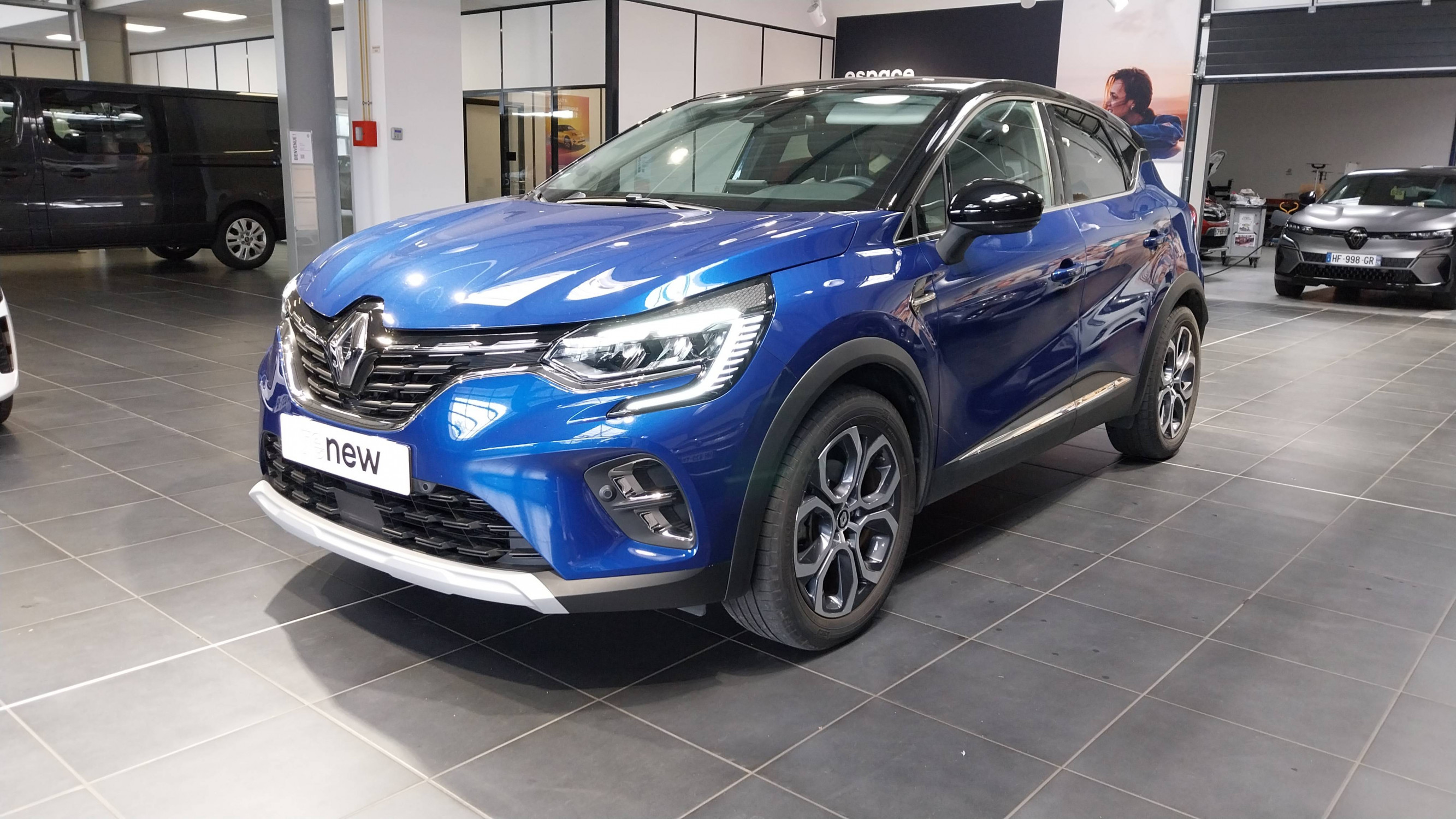 Renault Captur  E-Tech full hybrid 145 occasion de 2023 en vente à Quimper