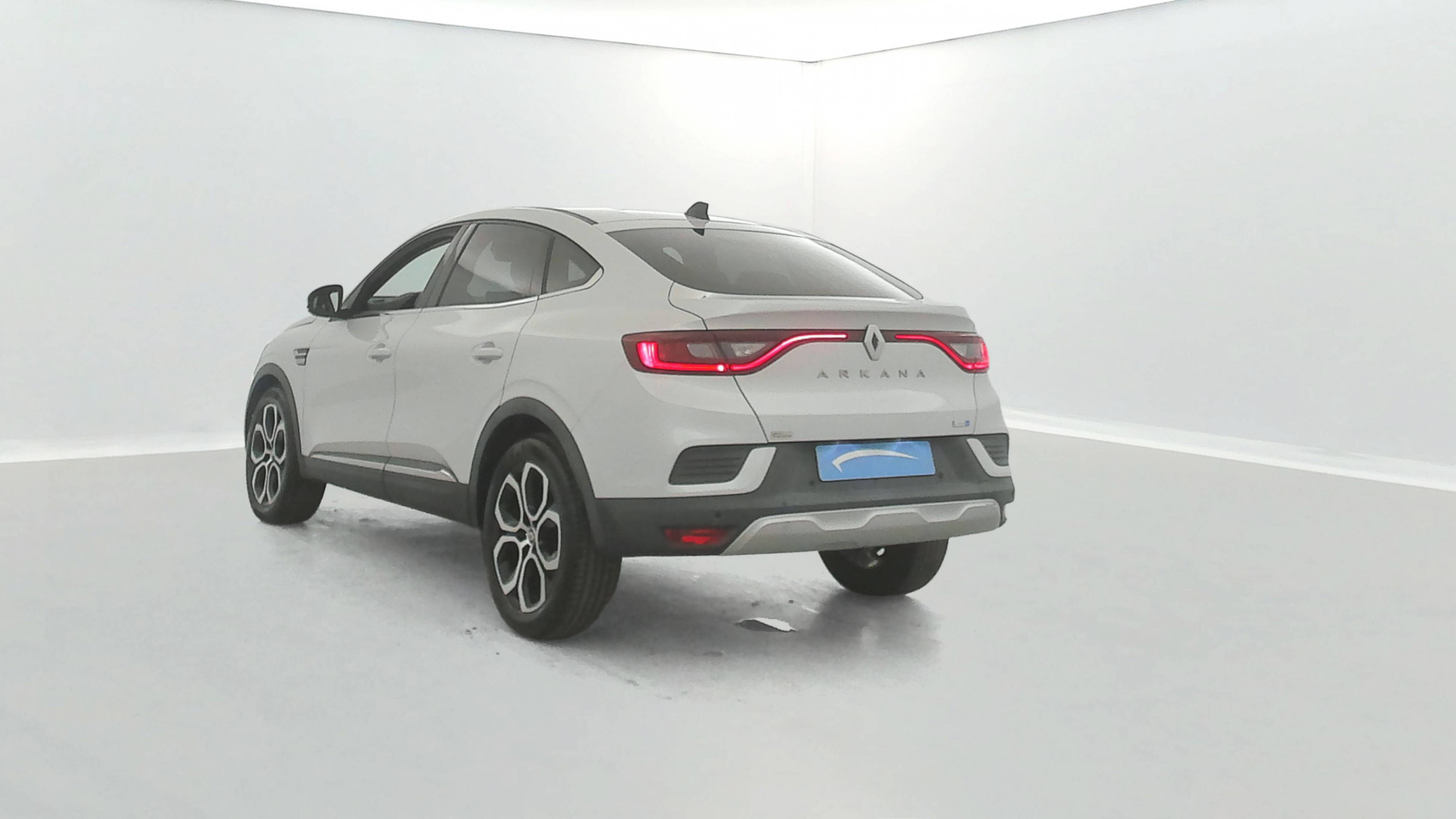 Vente en ligne Renault Arkana  E-Tech 145 - 21B au prix de 17 990 €