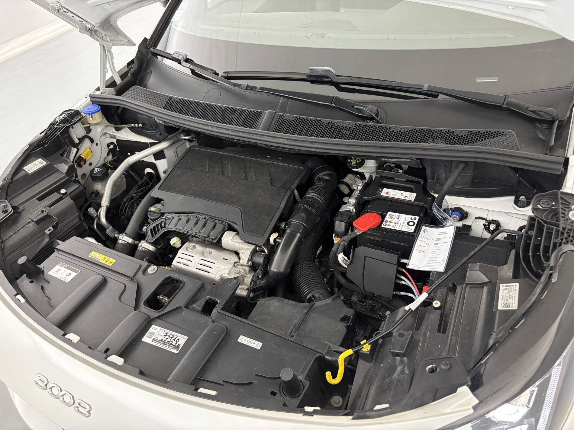 Vente en ligne Peugeot 3008  Puretech 130ch S&S EAT8 au prix de 16 990 €