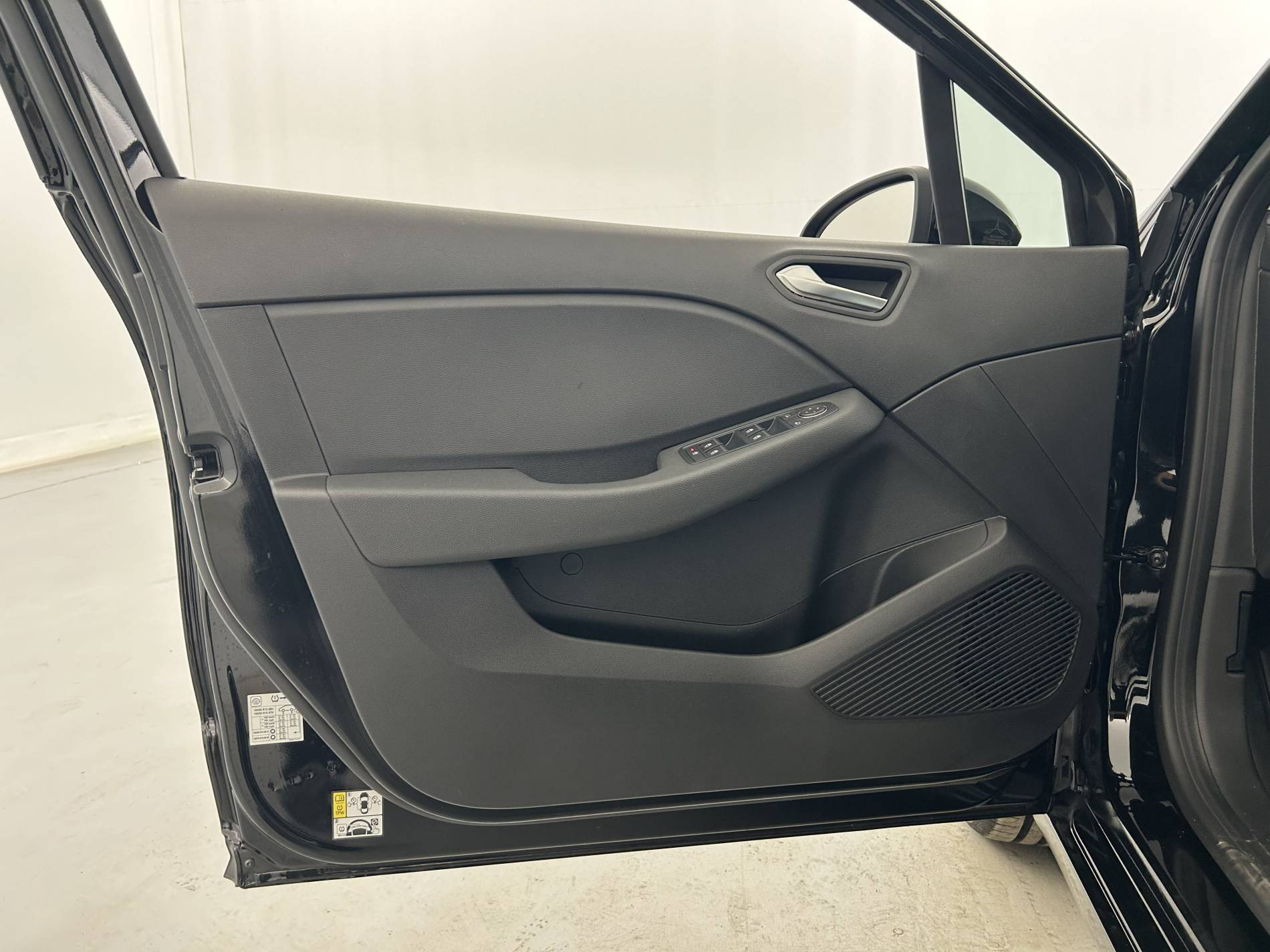 Vente en ligne Renault Clio 5 Clio Blue dCi 100 ch GSR2 au prix de 18 791 €