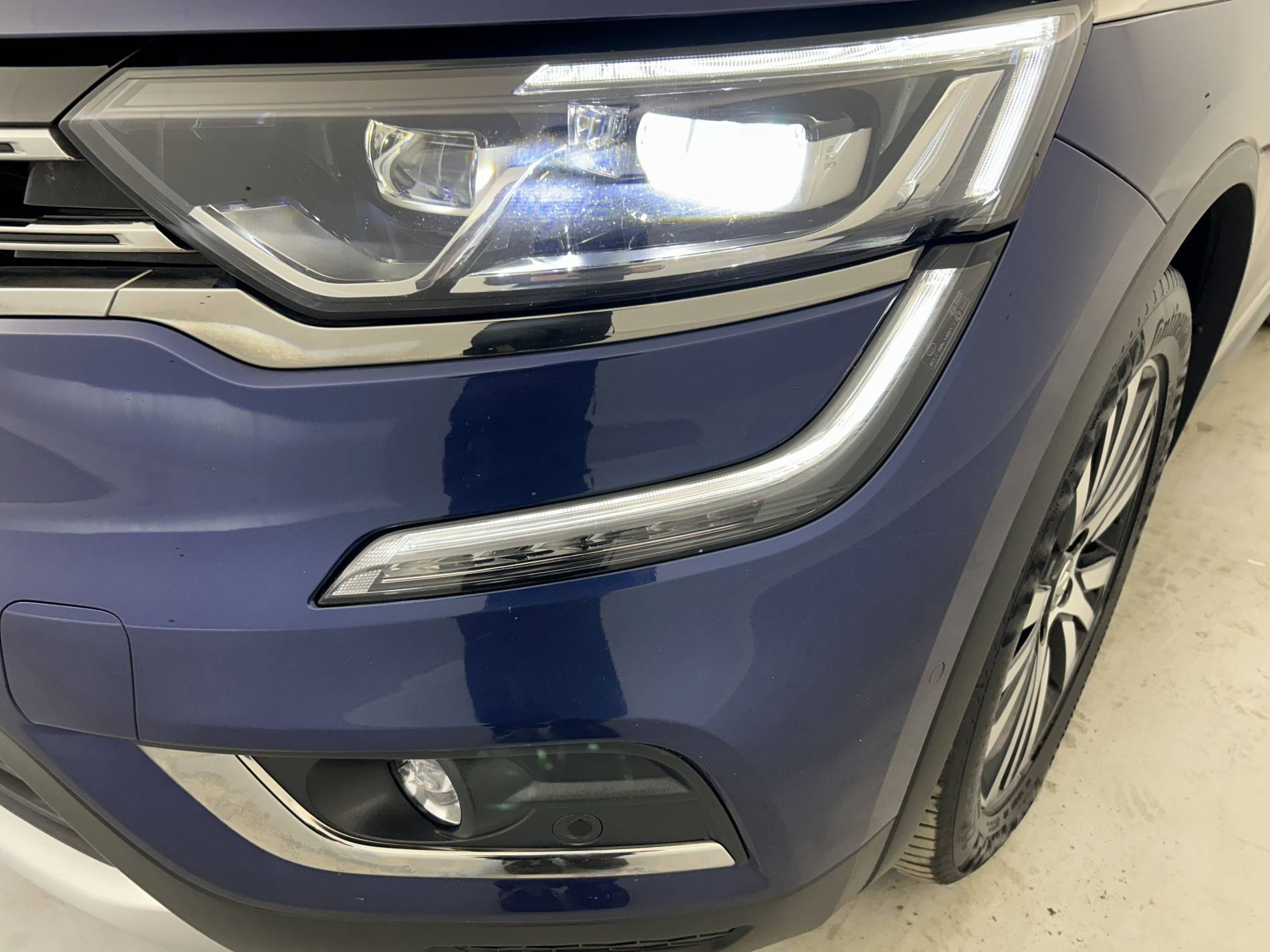 Vente en ligne Renault Koleos  dCi 175 4x2 X-tronic Energy au prix de 21 970 €