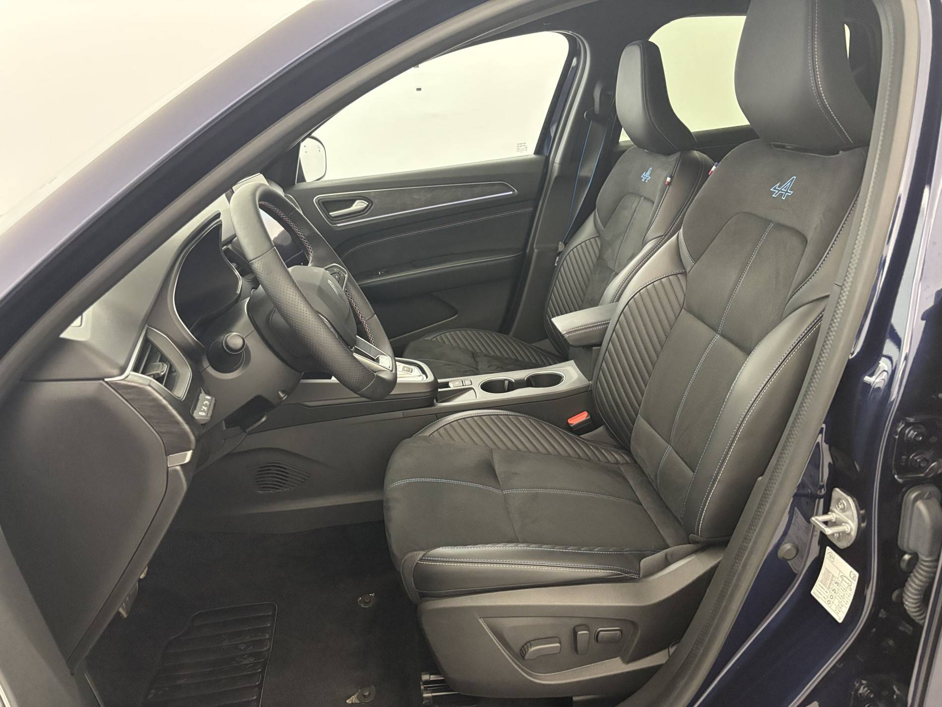 Vente en ligne Renault Arkana  E-Tech full hybrid 145 GSR2 au prix de 28 980 €