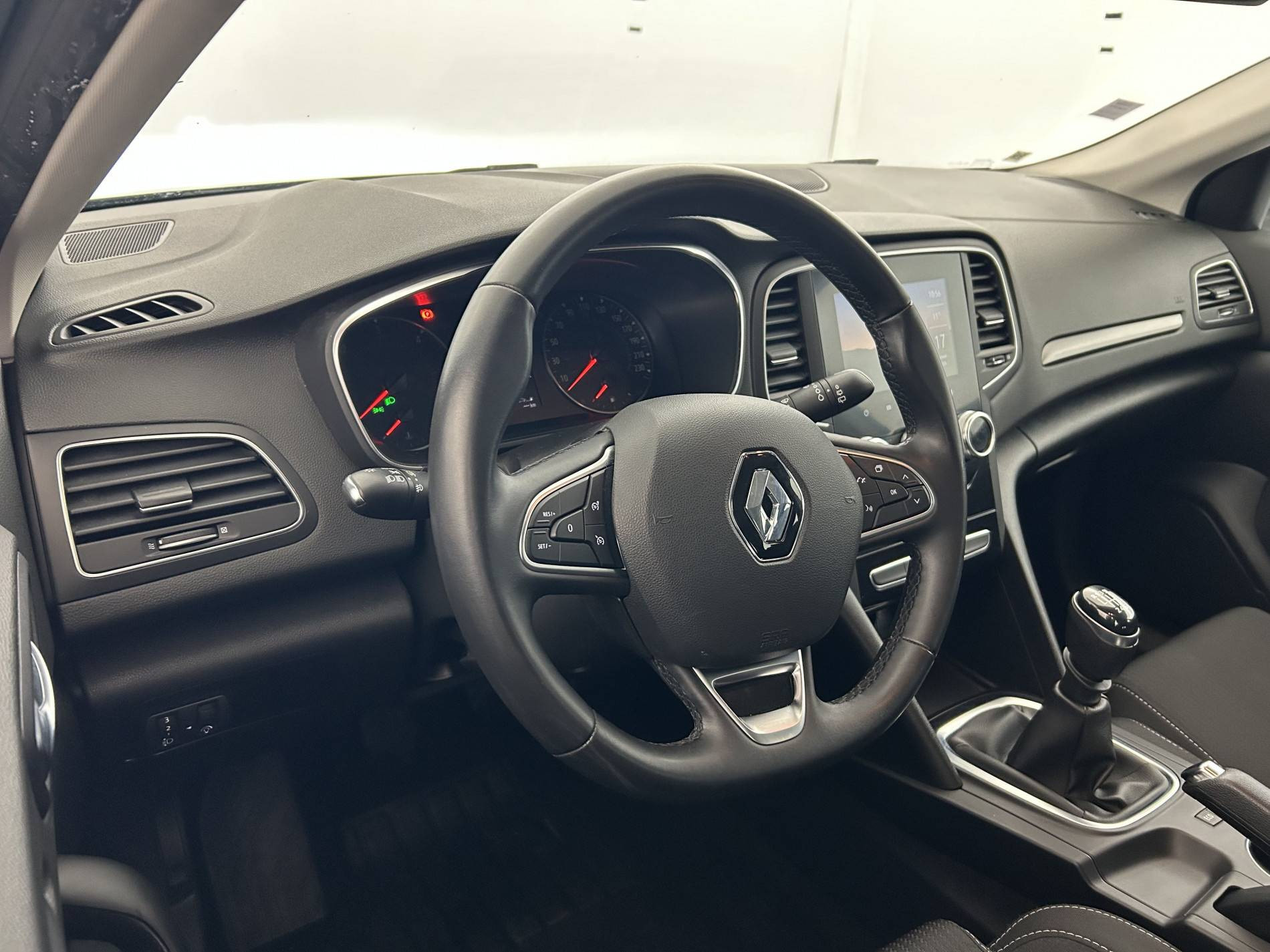 Vente en ligne Renault Megane 4 Mégane IV Berline Blue dCi 115 - 21B au prix de 14 890 €