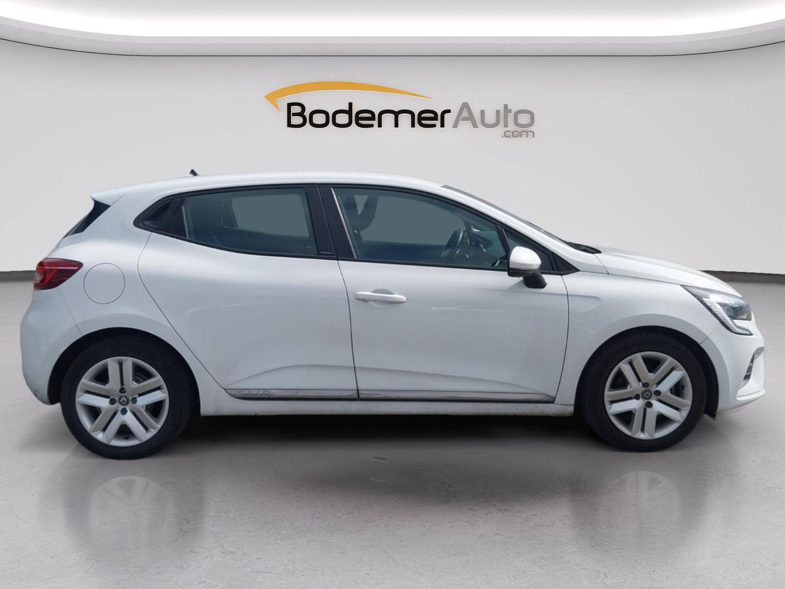 Vente en ligne Renault Clio 5 Clio E-Tech 140 au prix de 12 990 €