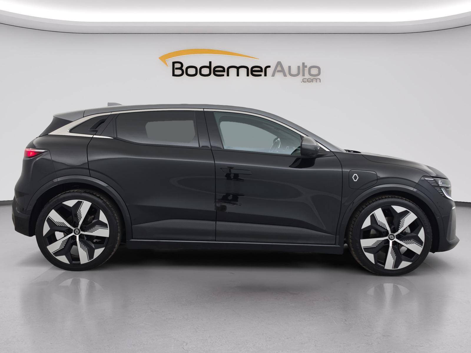 Vente en ligne Renault Megane E-Tech  EV60 220 ch super charge au prix de 25 990 €