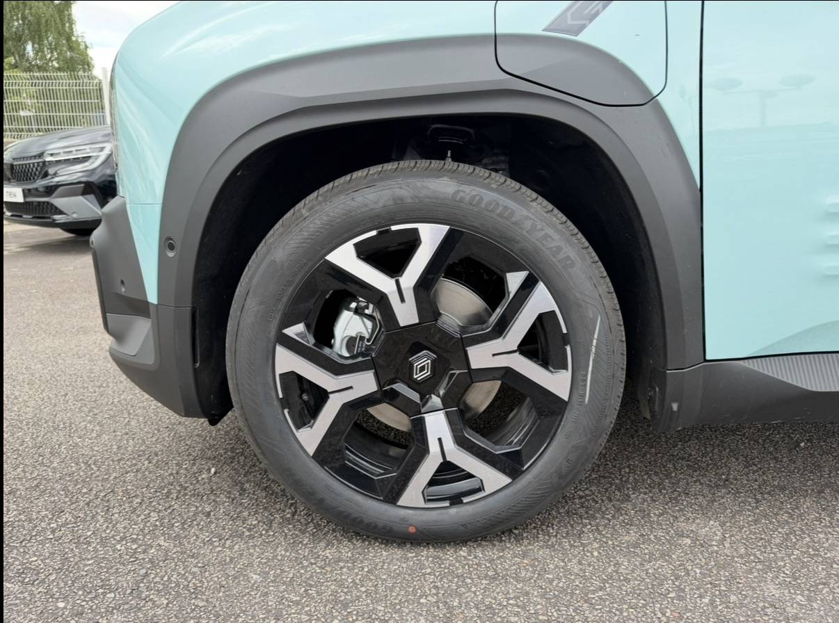 Vente en ligne Renault R4 E-Tech  150 ch autonomie confort au prix de 37 290 €