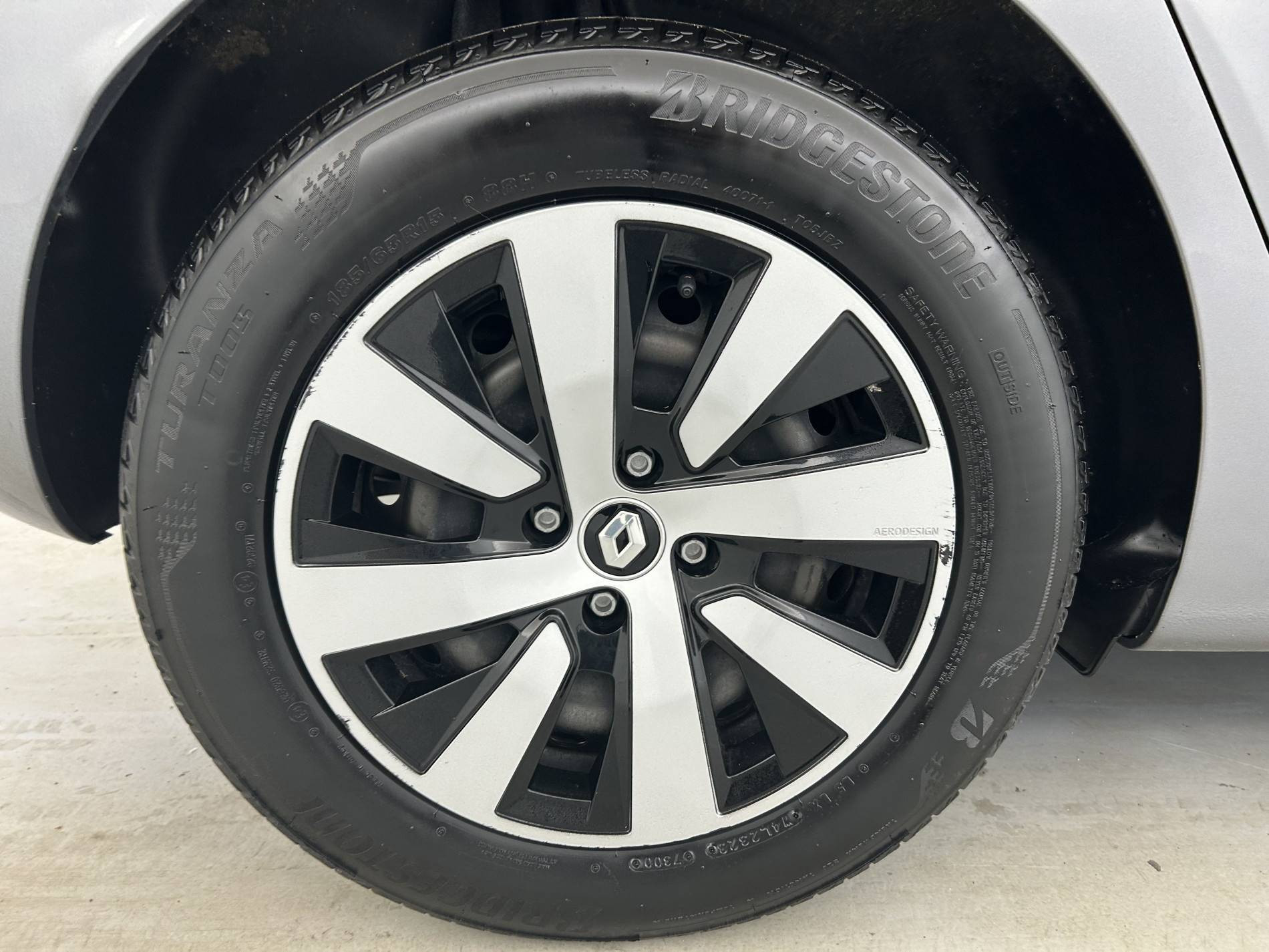 Vente en ligne Renault Clio 5 Clio TCe 90 au prix de 14 550 €