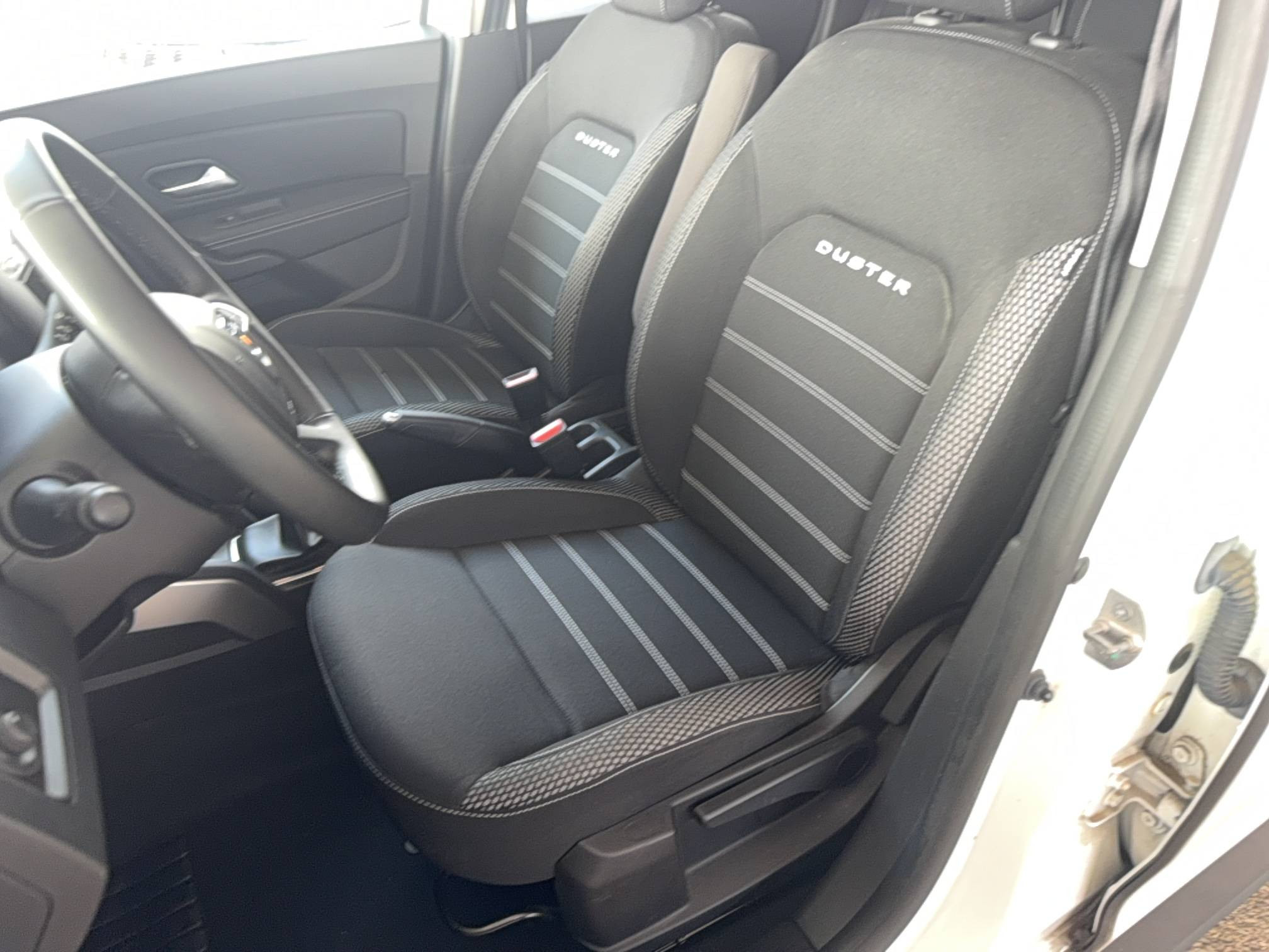 Vente en ligne Dacia Duster  TCe 130 FAP 4x2 au prix de 11 990 €